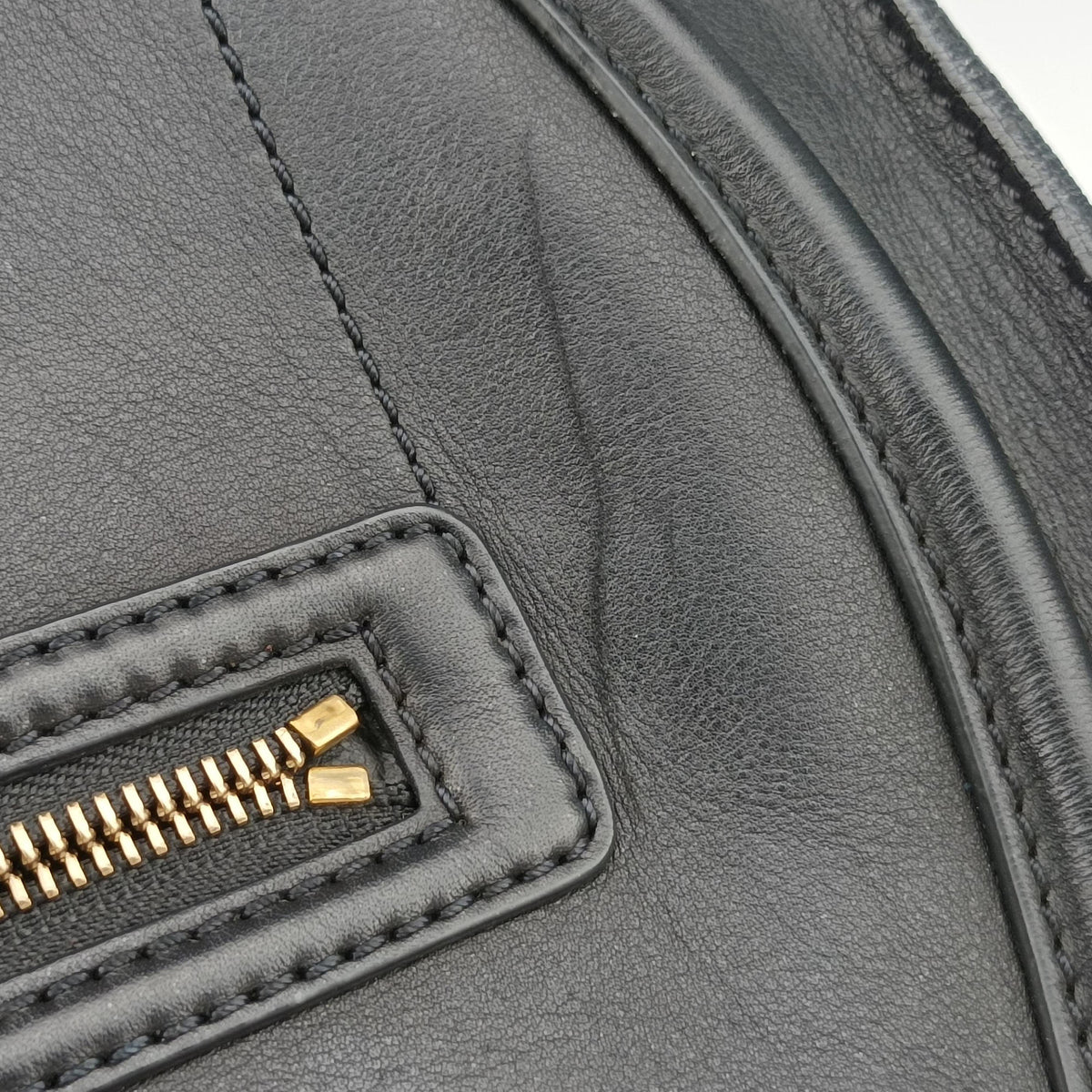 Pre-owned Celine Luggage Mini Shopper Black Leather  handbag | stylenewstar