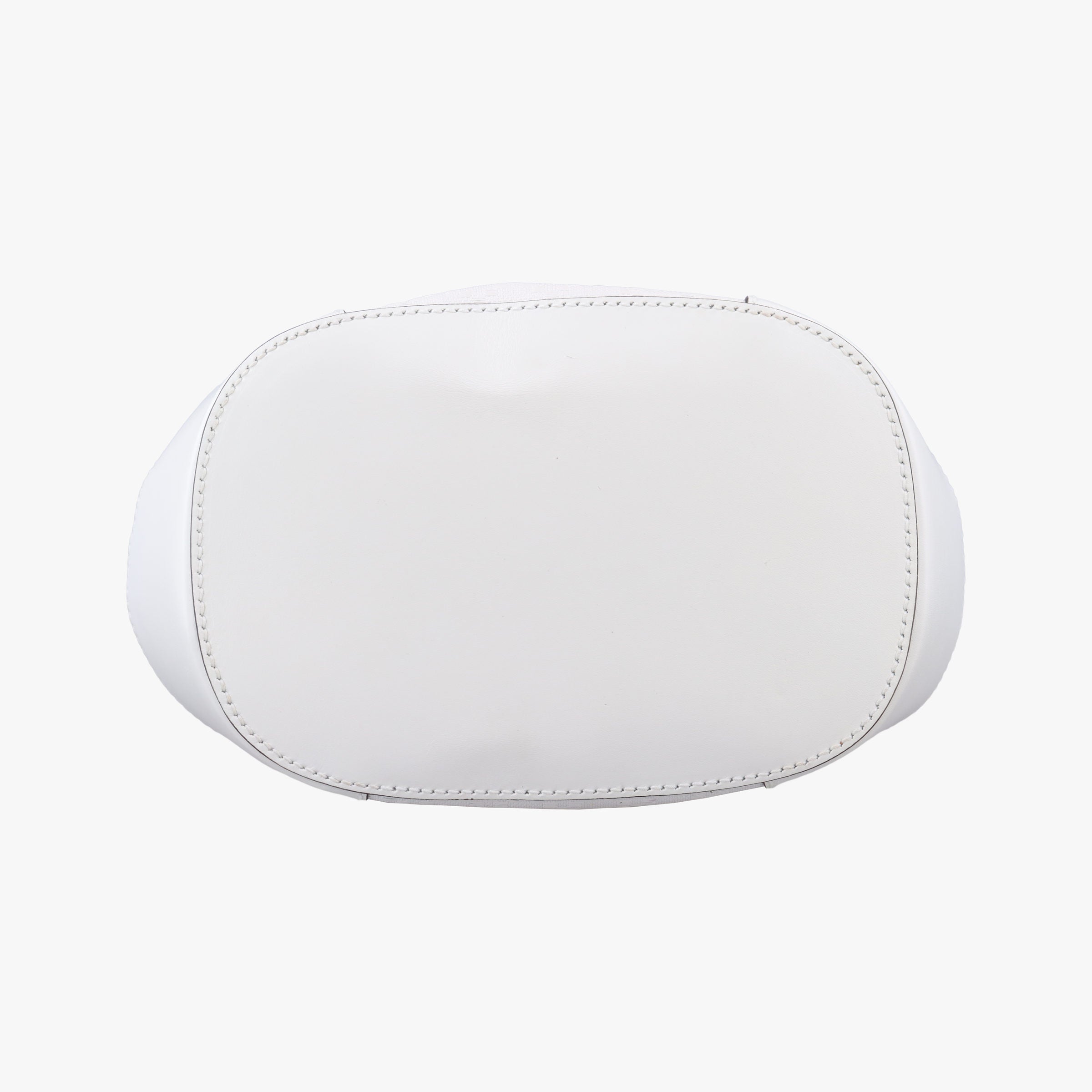 Pre-owned Gucci Bright Diamante Bucket White Leather 354229 shoulderbag | stylenewstar