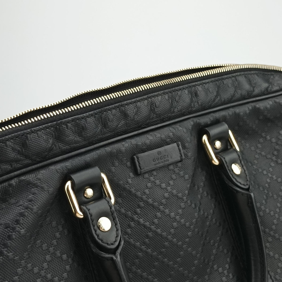 Pre-owned Gucci Diamante Black Leather 208463 handbag | stylenewstar