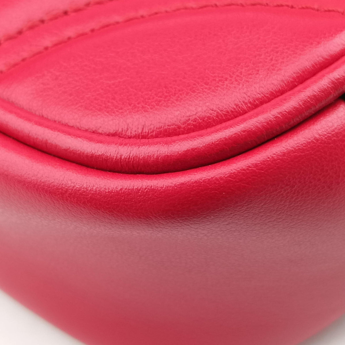 Secondhand Gucci GG Marmont Red Leather 446744 shoulderbag | stylenewstar