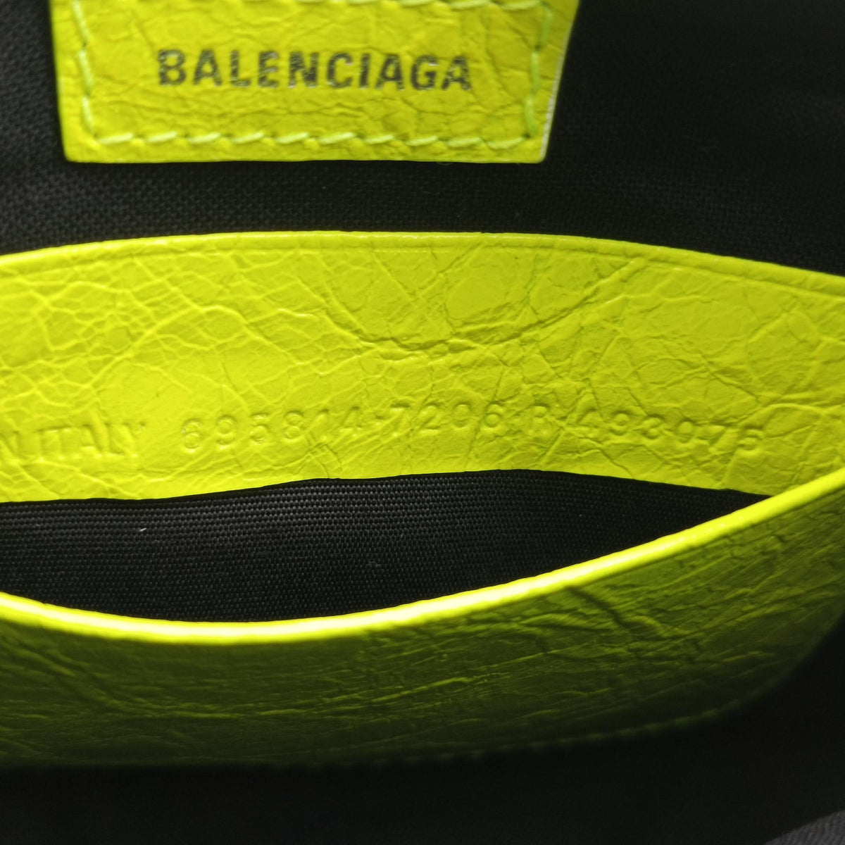 Pre-owned Balenciaga Le Cagole YellowGreen lambskin  shoulderbag | stylenewstar