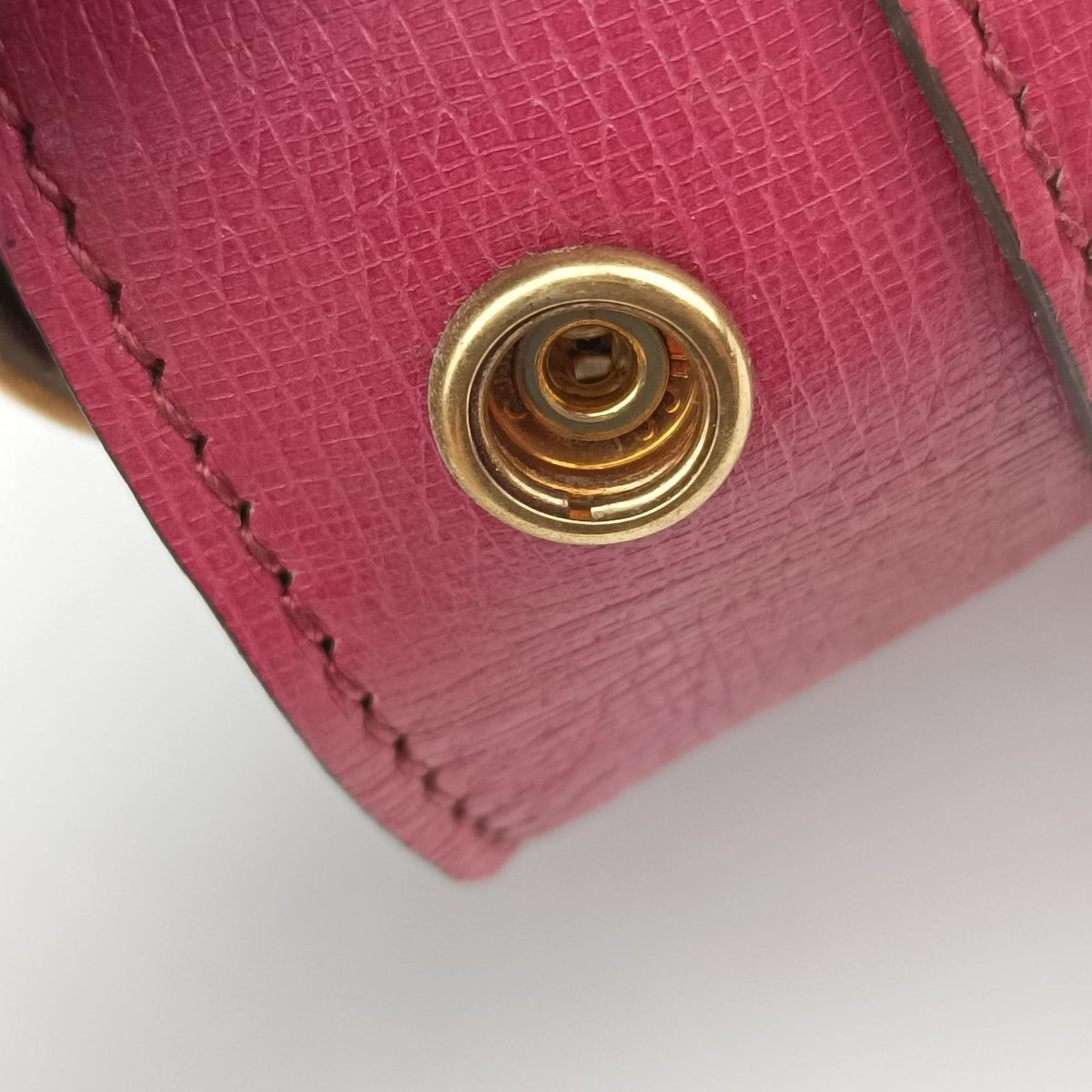 Pre-owned Gucci Bright Bit Red Leather 319795 shoulderbag | stylenewstar