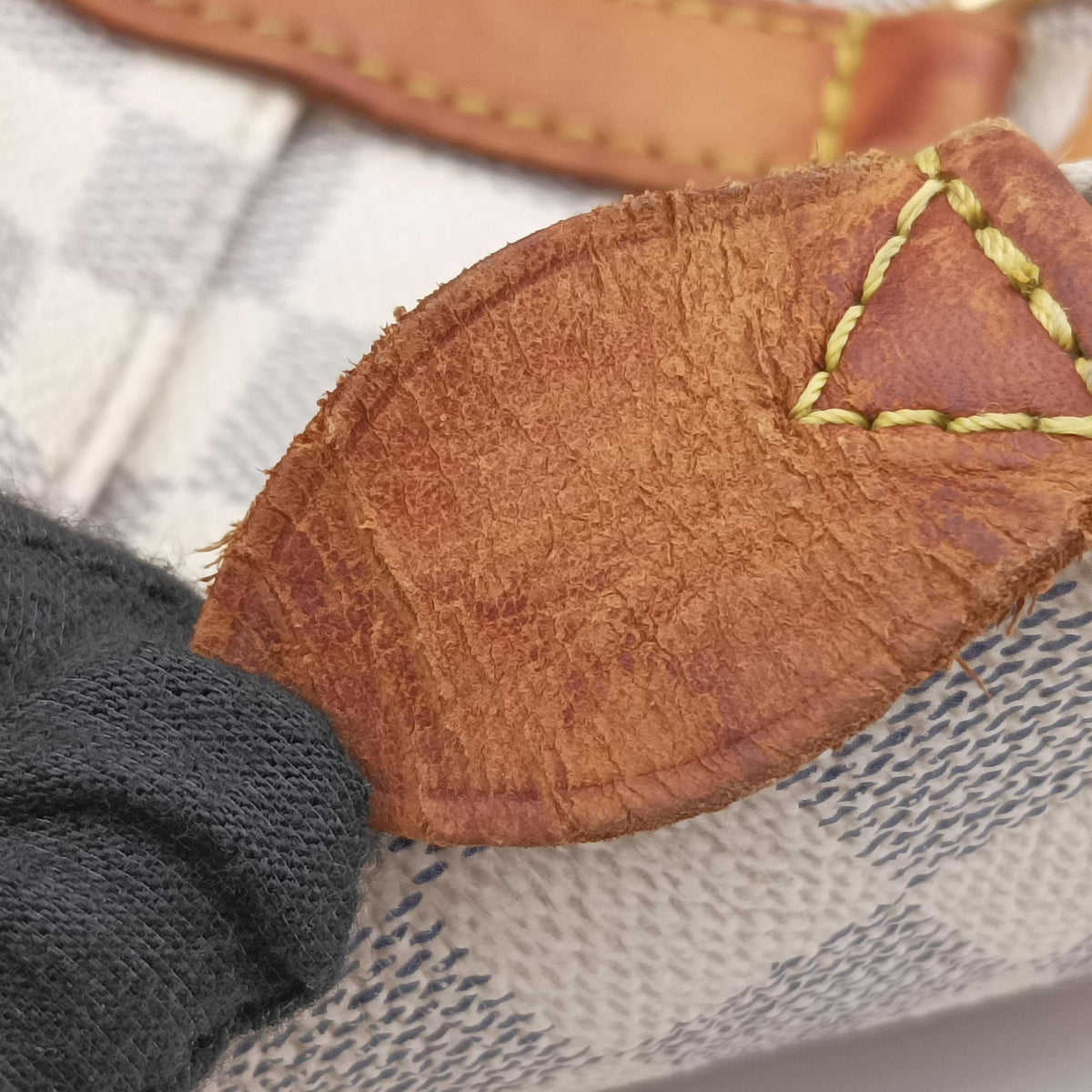 Pre-owned Louis Vuitton TOTALLY MM Azur Damier Canvas N51262 shoulderbag | stylenewstar