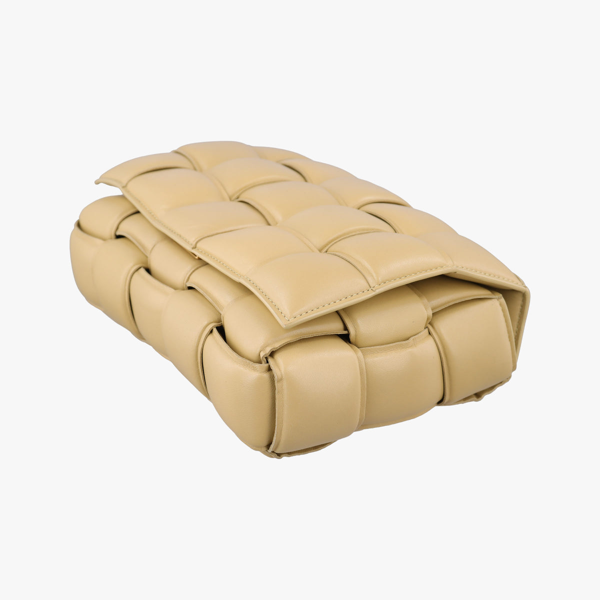 Pre-owned Bottega Veneta Padded CASSETTE Beige lambskin  shoulderbag | stylenewstar