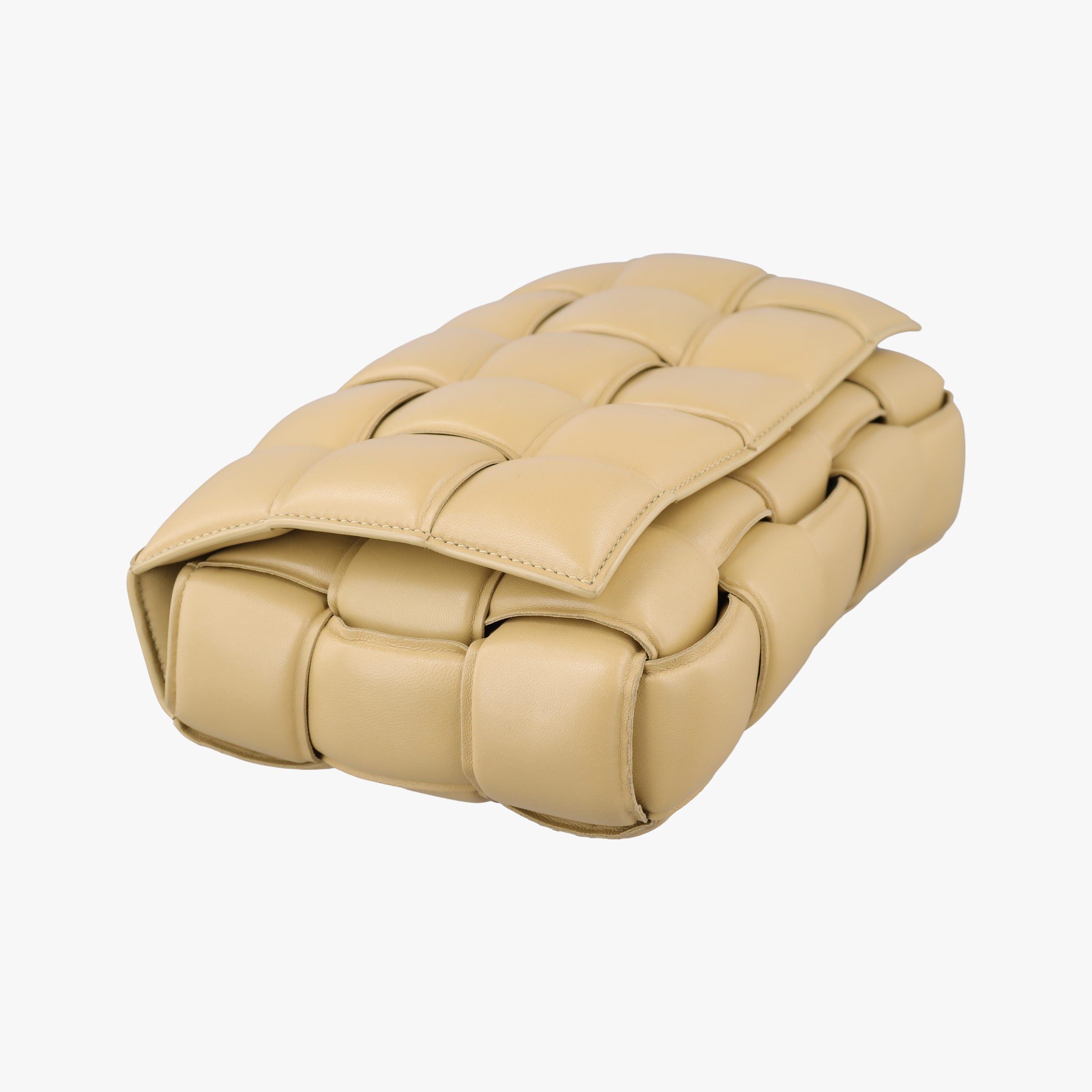 Pre-owned Bottega Veneta Padded CASSETTE Beige lambskin  shoulderbag | stylenewstar