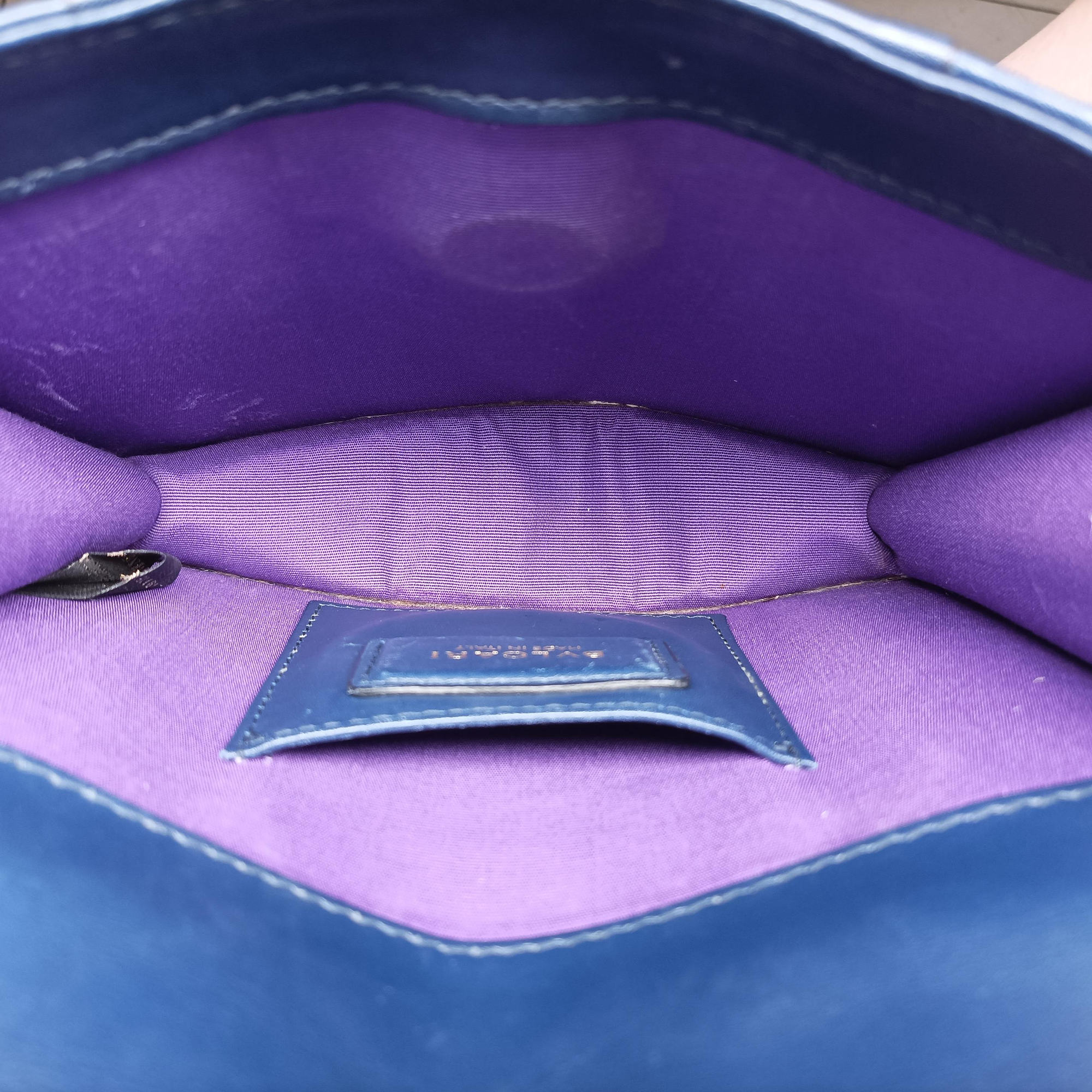 Pre-owned Bvlgari SERPENTI FOREVER Navy Leather  shoulderbag | stylenewstar