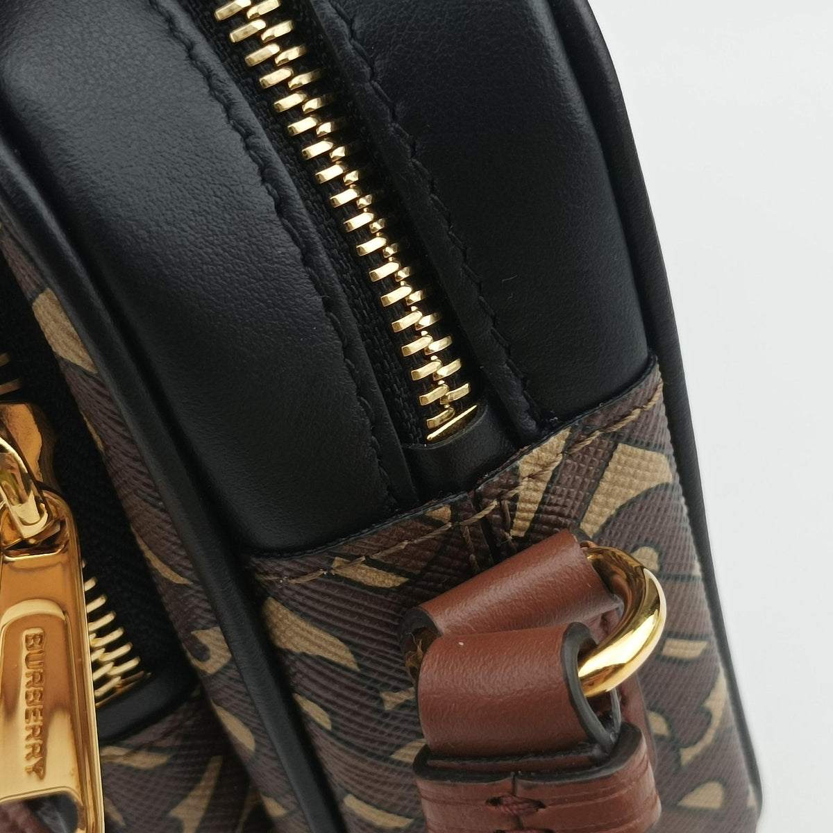 Pre-owned Burberry Bridle Stripe Brown×Multicolour PVC coated canvas x leather  shoulderbag | stylenewstar