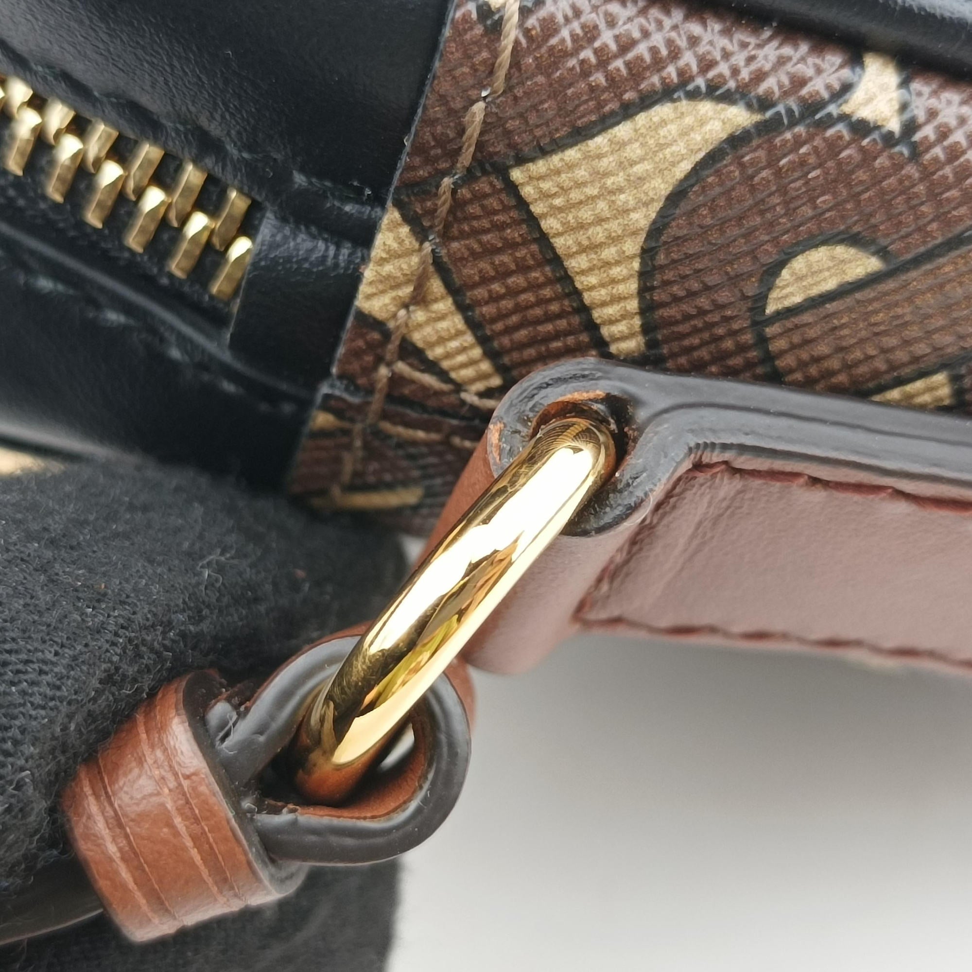 Pre-owned Burberry Bridle Stripe Brown×Multicolour PVC coated canvas x leather  shoulderbag | stylenewstar