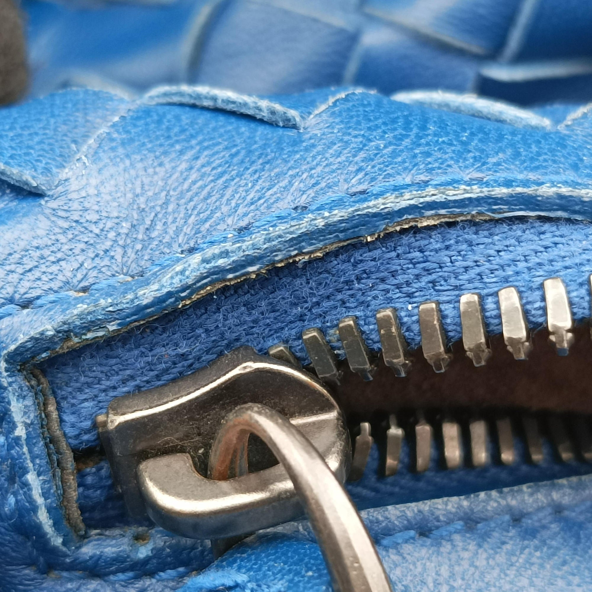 Pre-owned Bottega Veneta Intrecciato Blue lambskin  handbag | stylenewstar