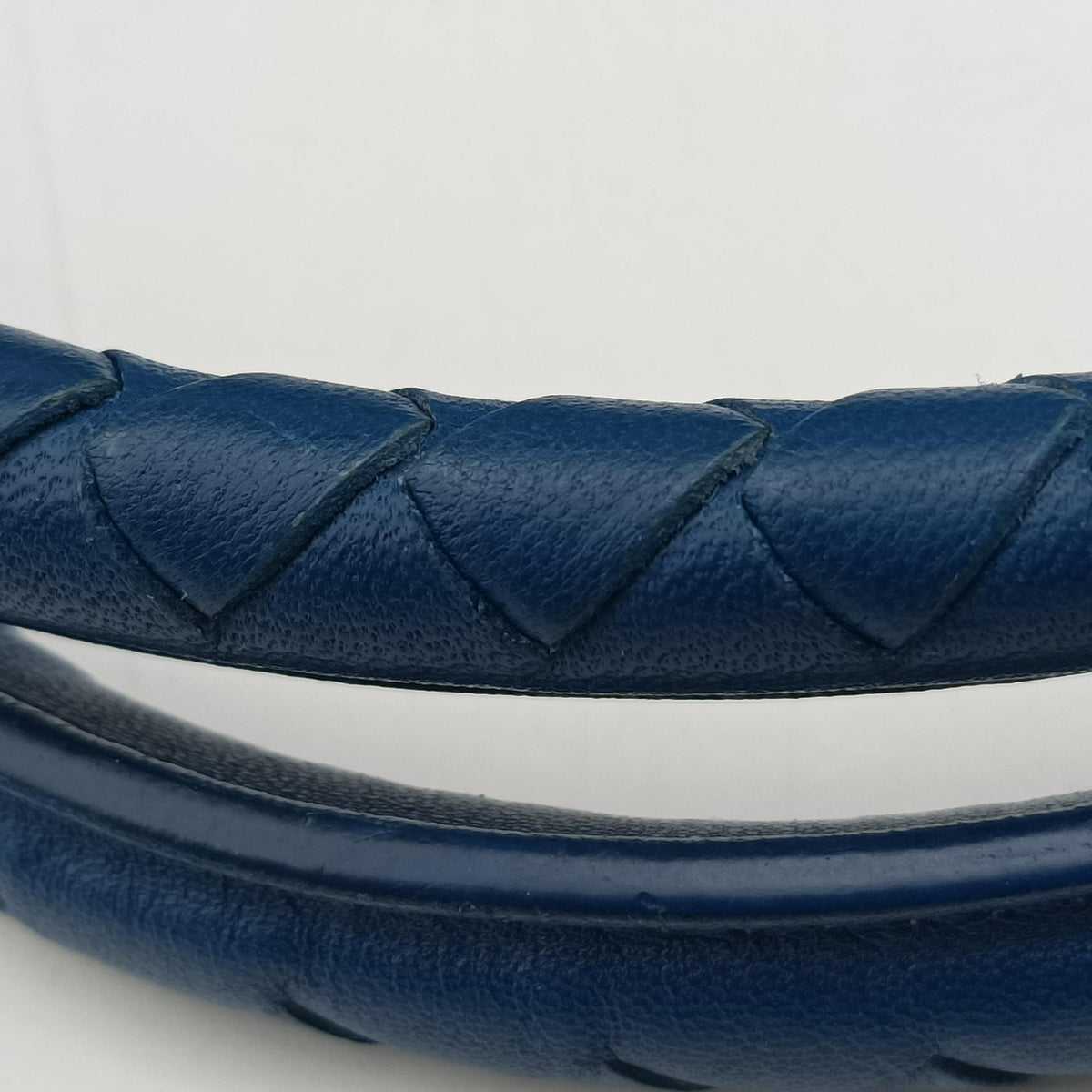 Pre-owned Bottega Veneta Intrecciato Blue lambskin  handbag | stylenewstar
