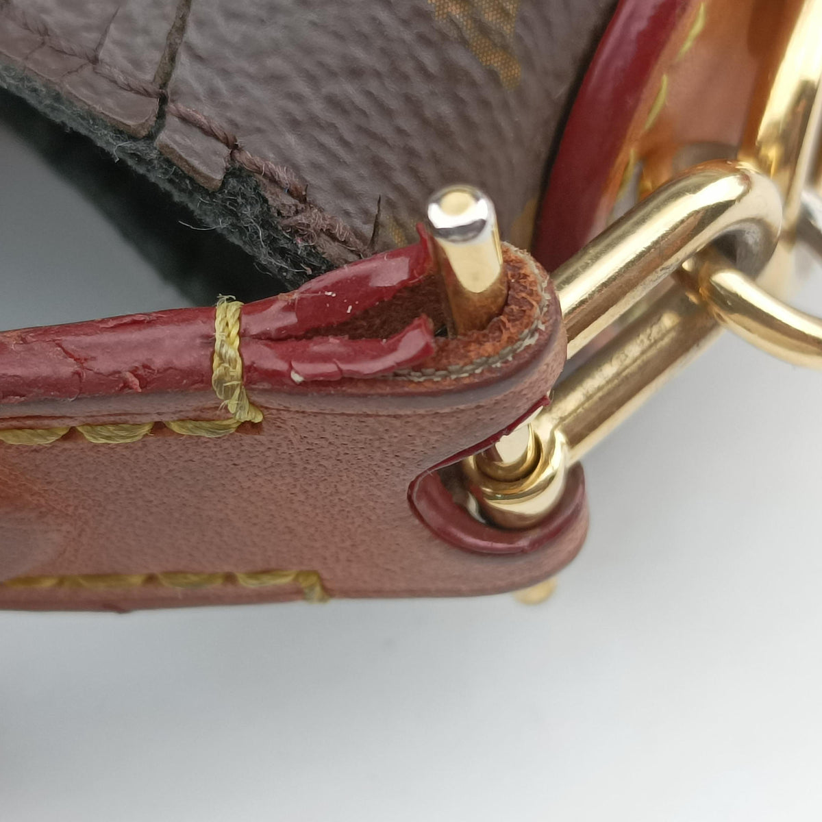 Pre-owned Louis Vuitton DUFFLE brown Monogram Canvas M43587 shoulderbag | stylenewstar