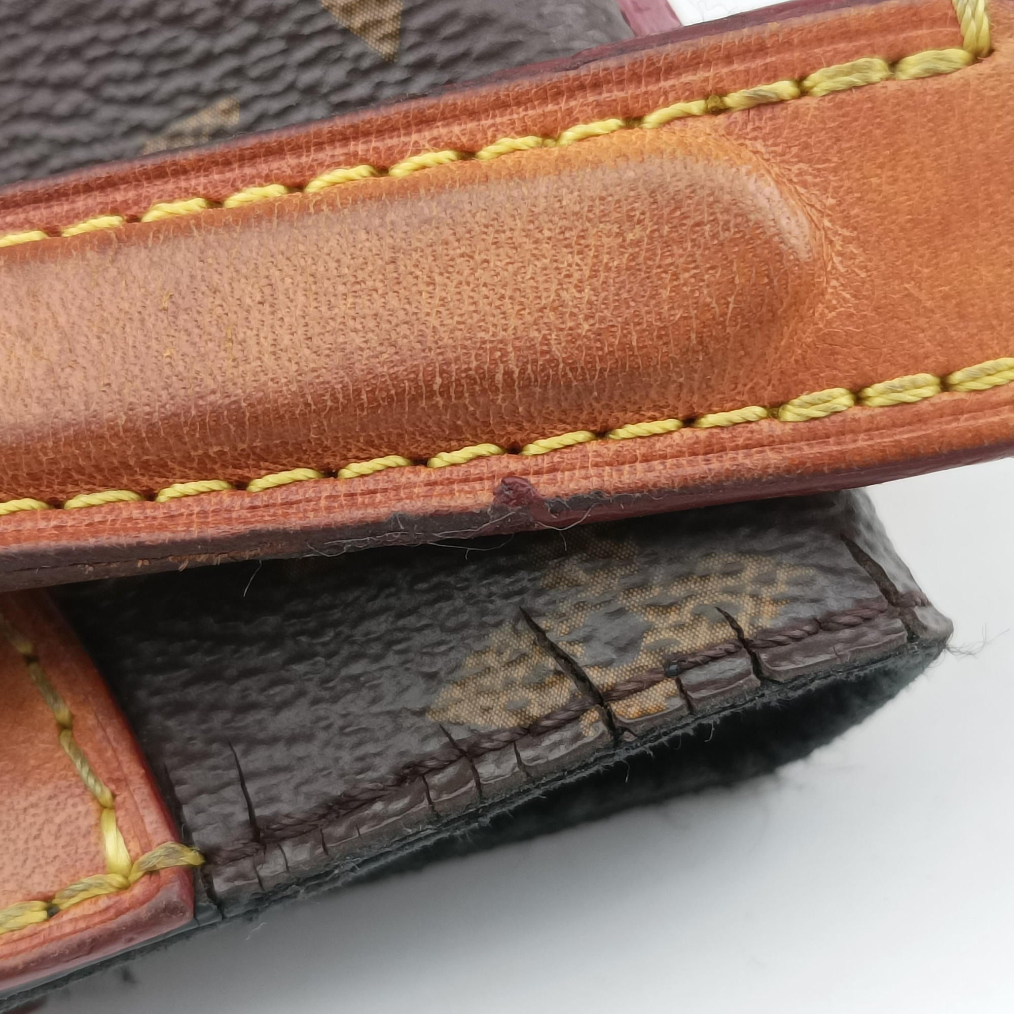 Pre-owned Louis Vuitton DUFFLE brown Monogram Canvas M43587 shoulderbag | stylenewstar