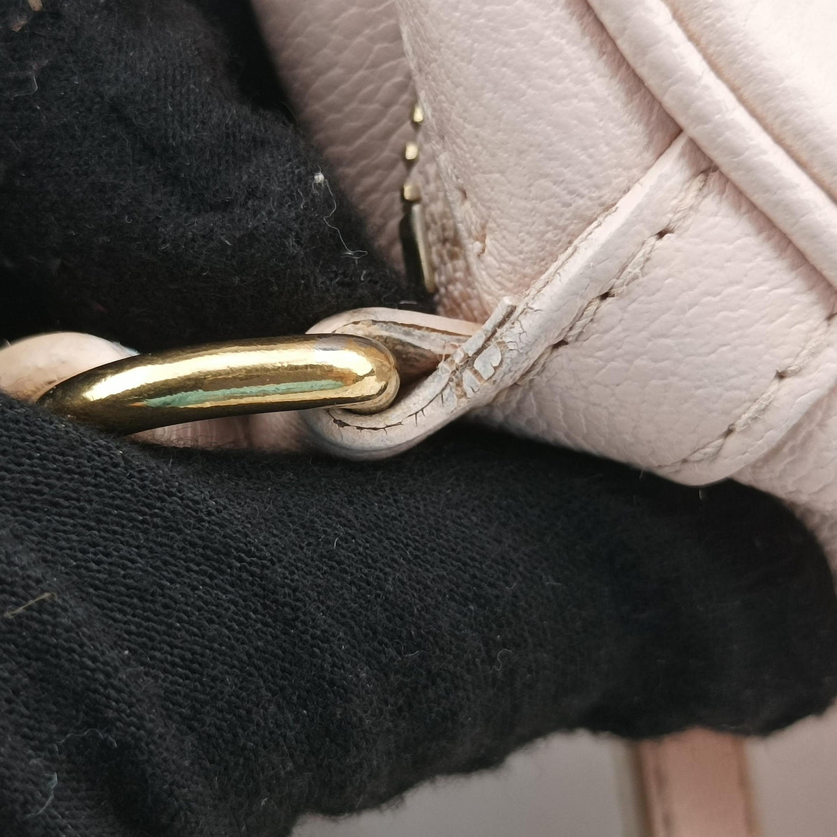 Pre-owned VERSACE La Medusa Pink Leather  shoulderbag | stylenewstar
