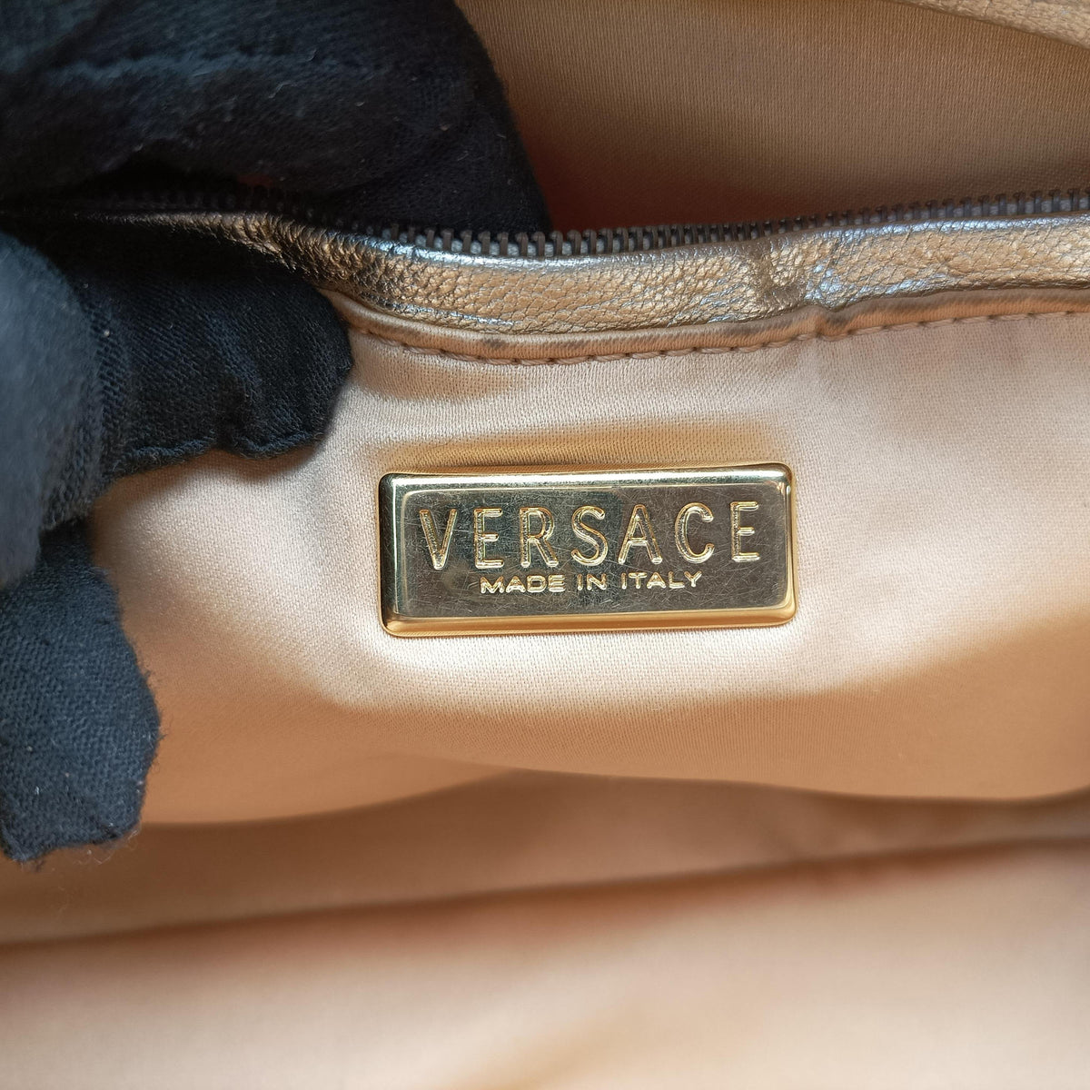 Pre-owned VERSACE La Medusa Golden Canvas × Leather  handbag | stylenewstar