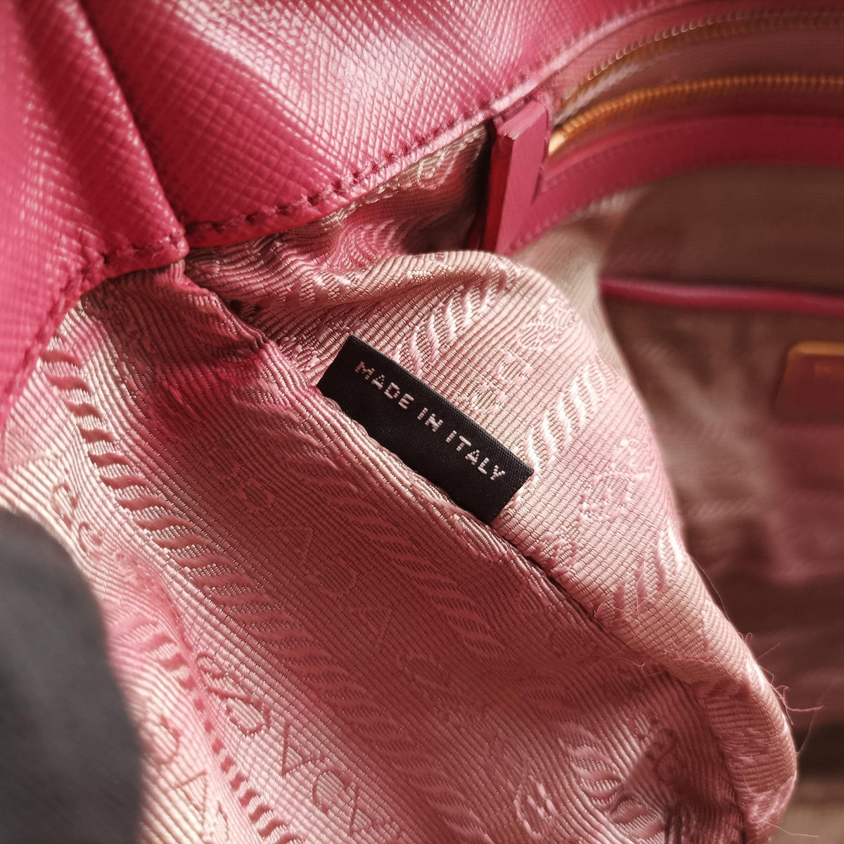 Pre-owned Prada Galleria Pink SAFFIANO Leather BN1874 handbag | stylenewstar