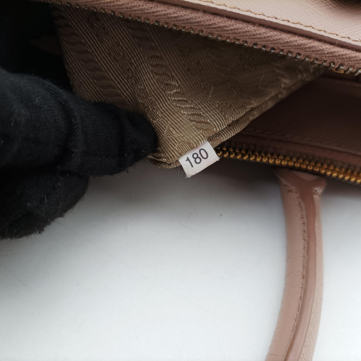 Vintage Prada Galleria Pink SAFFIANO Leather BN1786 shoulderbag | stylenewstar