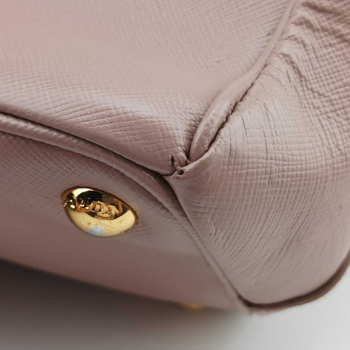 Vintage Prada Galleria Pink SAFFIANO Leather BN1786 shoulderbag | stylenewstar
