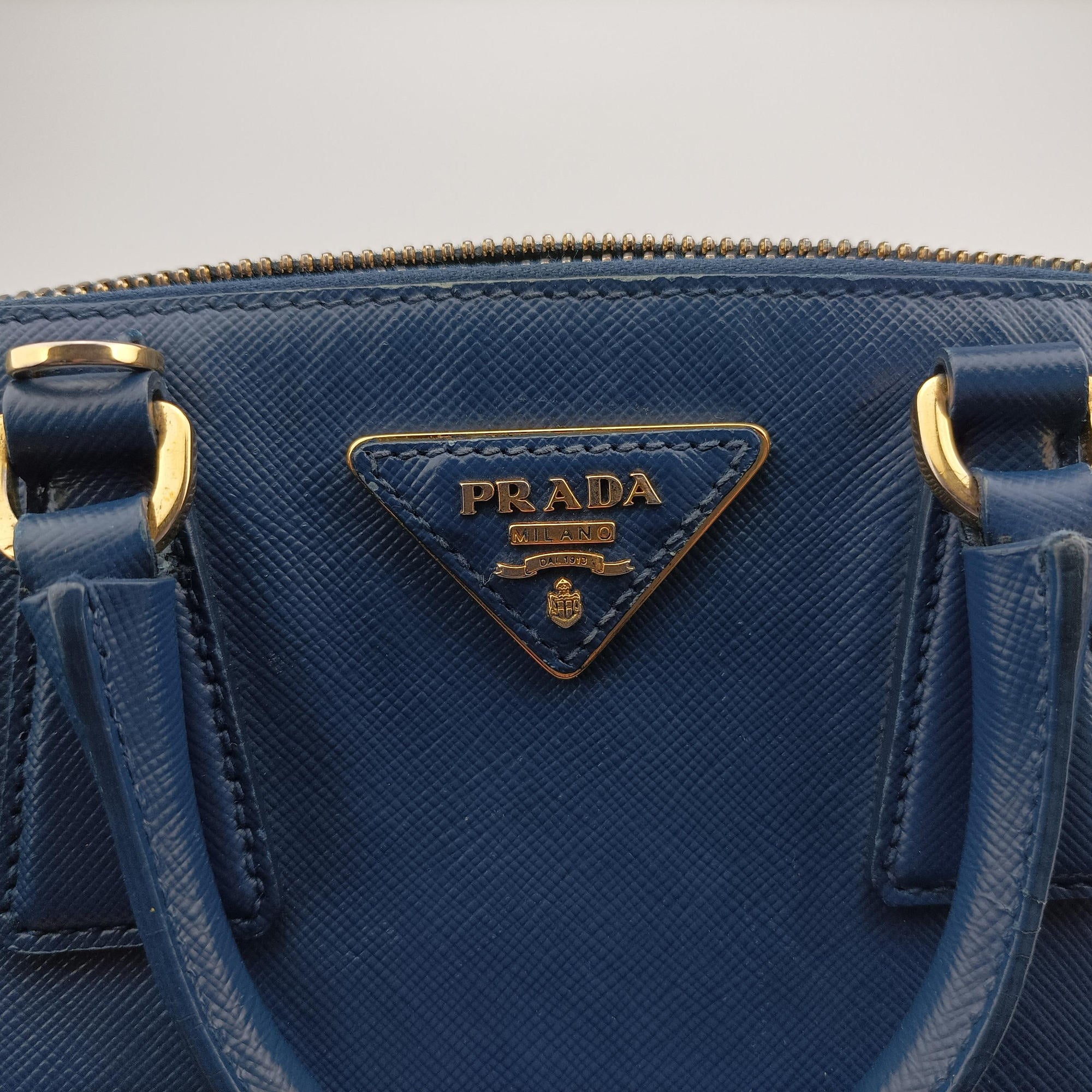 Pre-owned Prada Promenade Blue SAFFIANO Leather BL0838 shoulderbag | stylenewstar