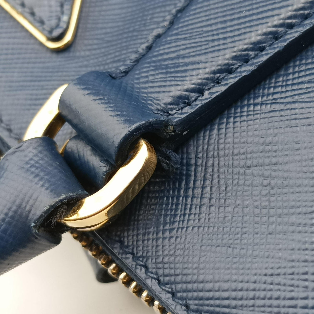 Pre-owned Prada Promenade Blue SAFFIANO Leather BL0838 shoulderbag | stylenewstar