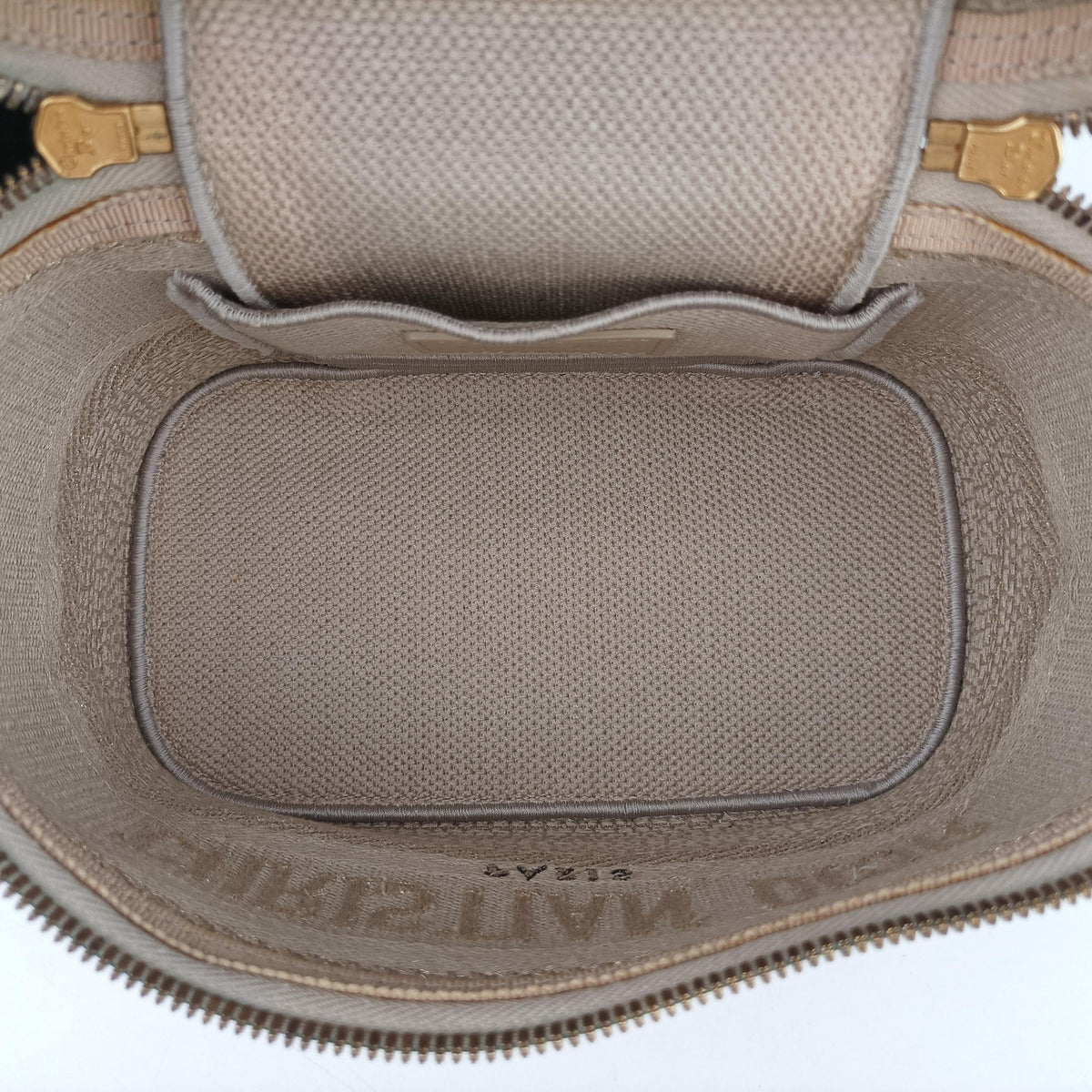 Pre-owned Christian Dior Travel Vanity Pink Canvas  shoulderbag | stylenewstar