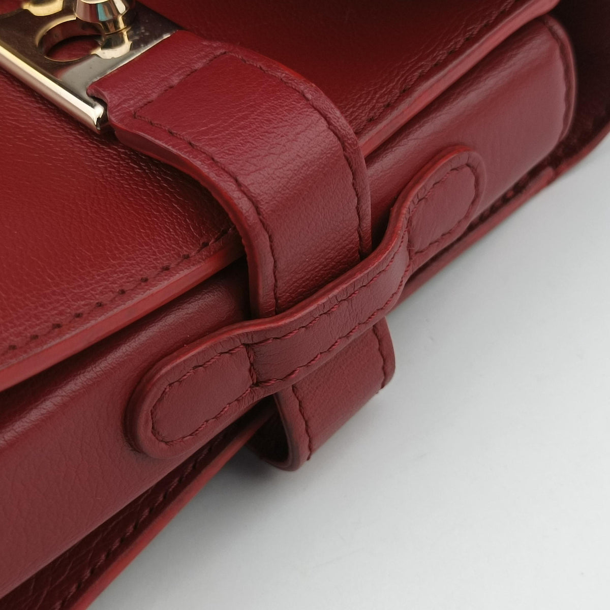Vintage Delvaux Tampete Burgundy Leather  shoulderbag | stylenewstar