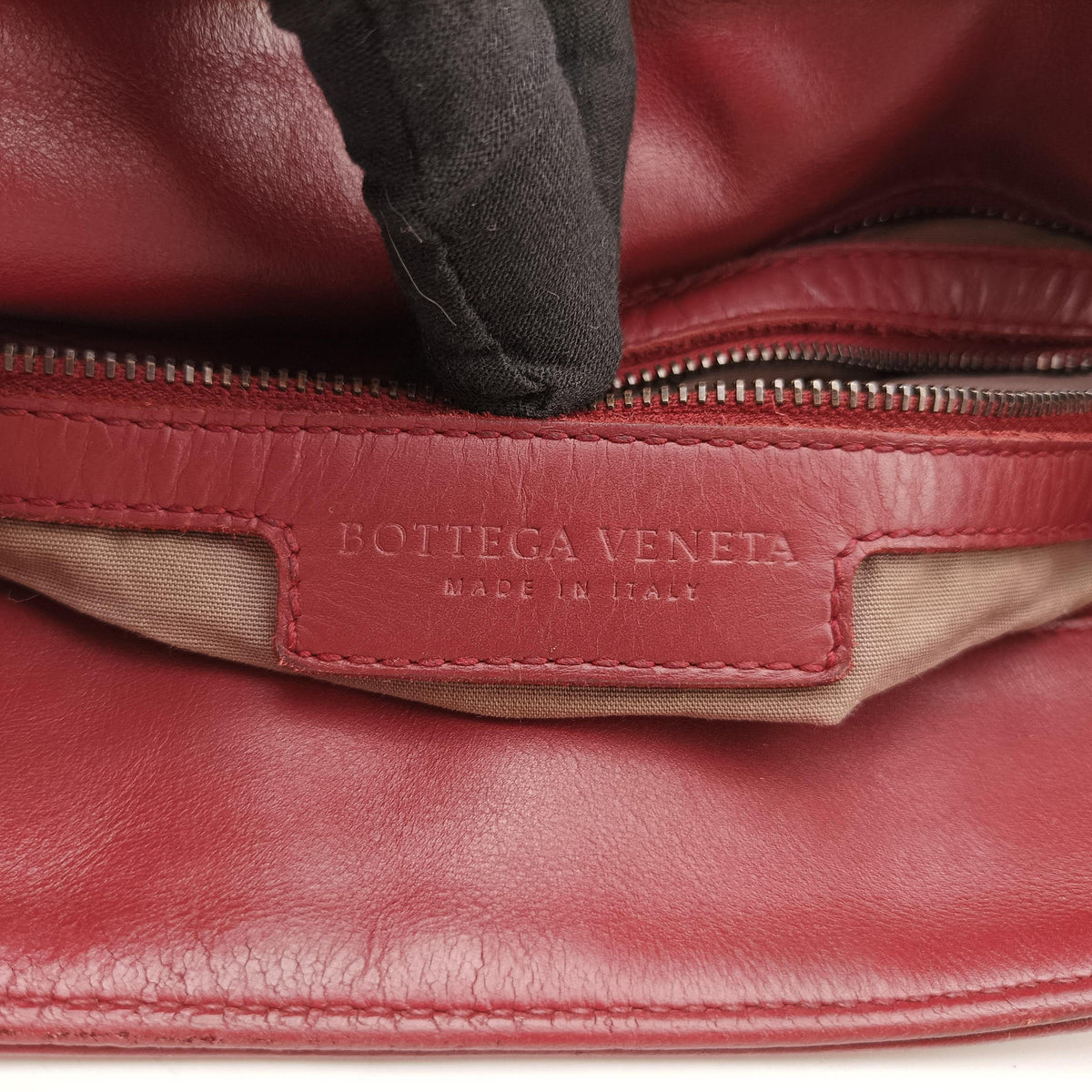 Pre-owned Bottega Veneta Intrecciato Red lambskin  shoulderbag | stylenewstar