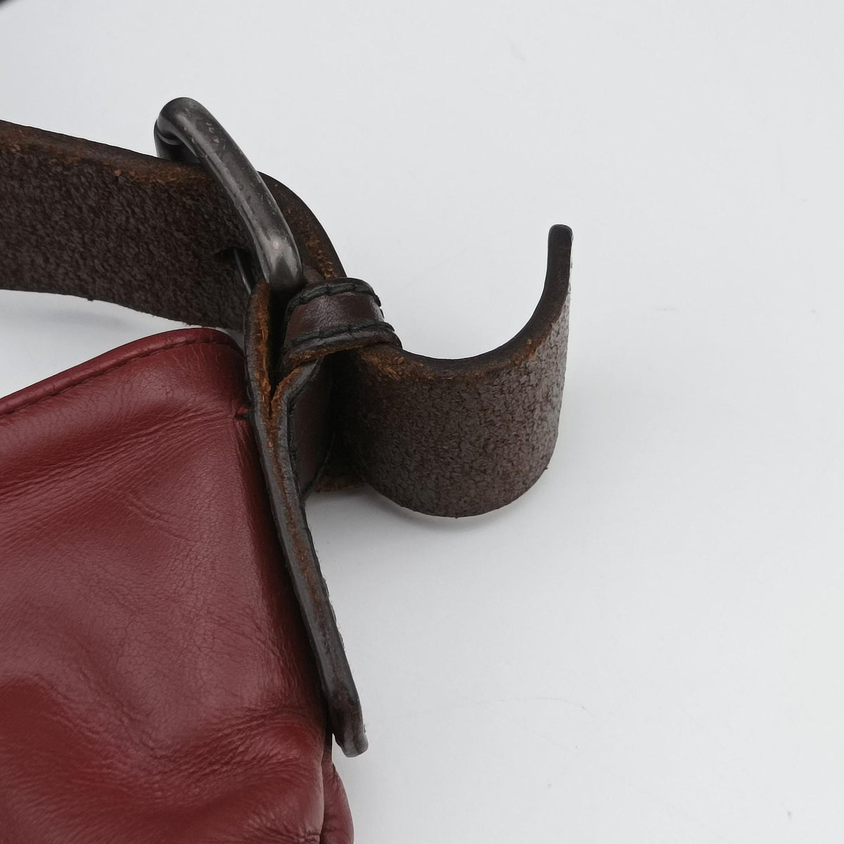 Pre-owned Bottega Veneta Intrecciato Red lambskin  shoulderbag | stylenewstar