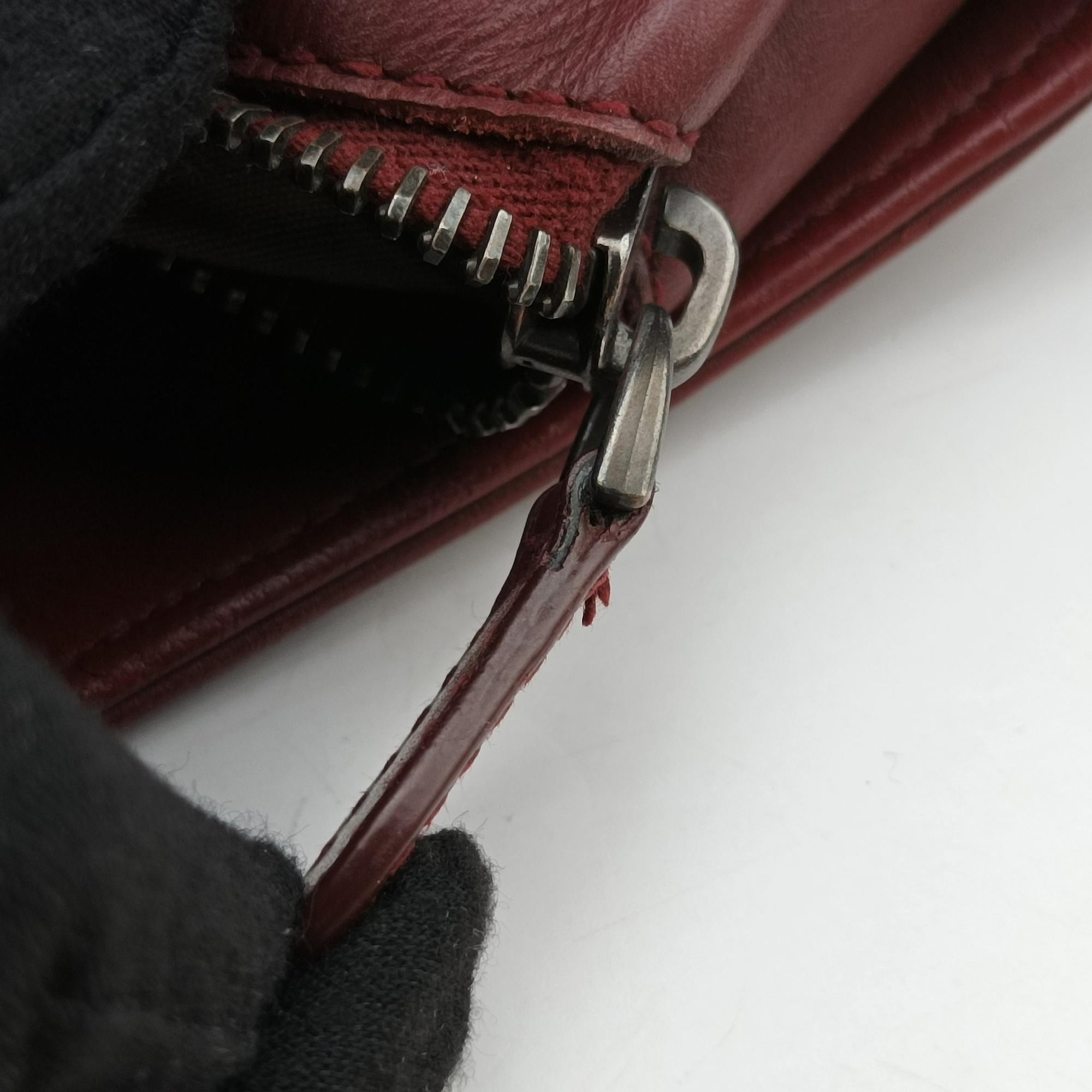 Pre-owned Bottega Veneta Intrecciato Red lambskin  shoulderbag | stylenewstar