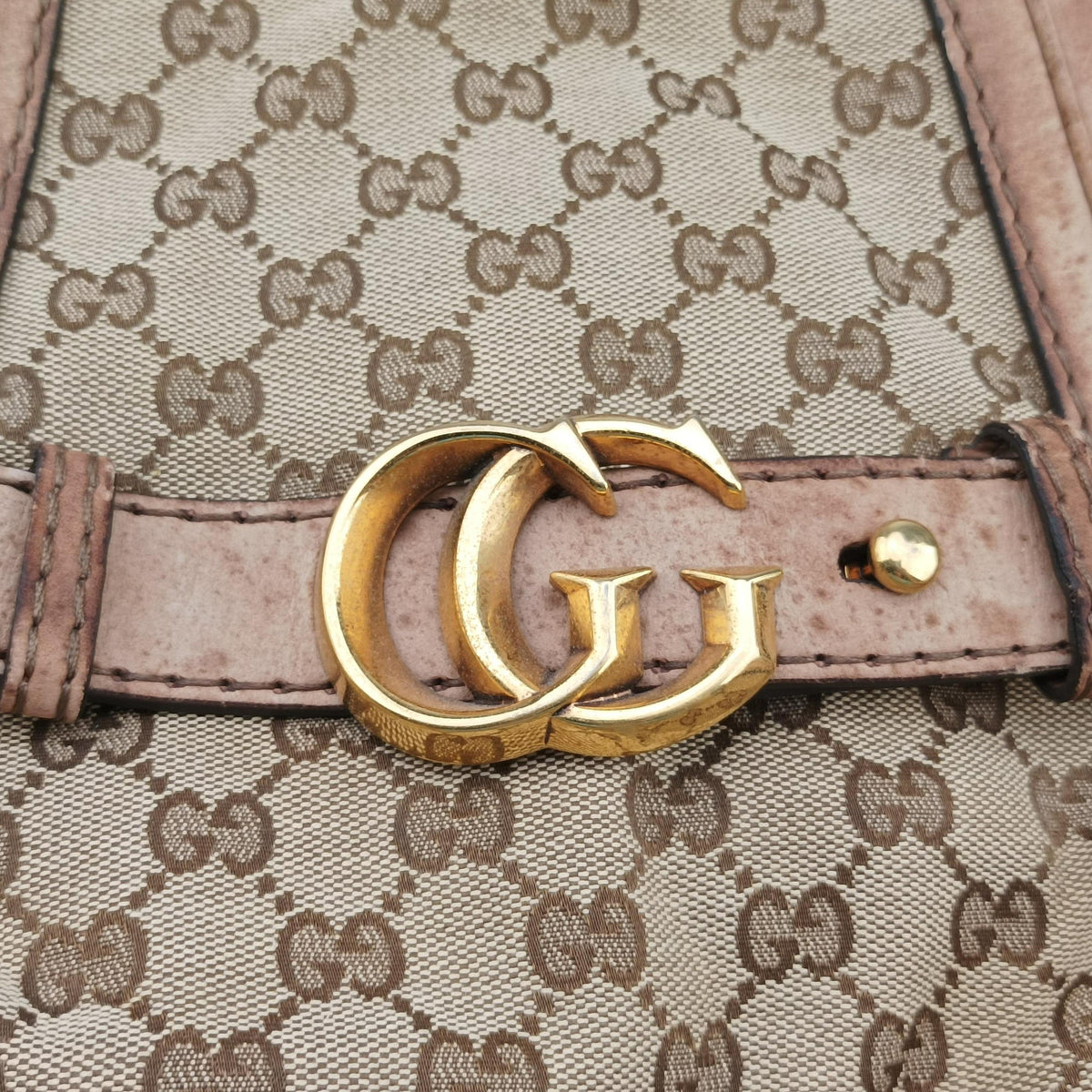 Pre-owned Gucci GG Running Beige Canvas × Suede 247185 shoulderbag | stylenewstar