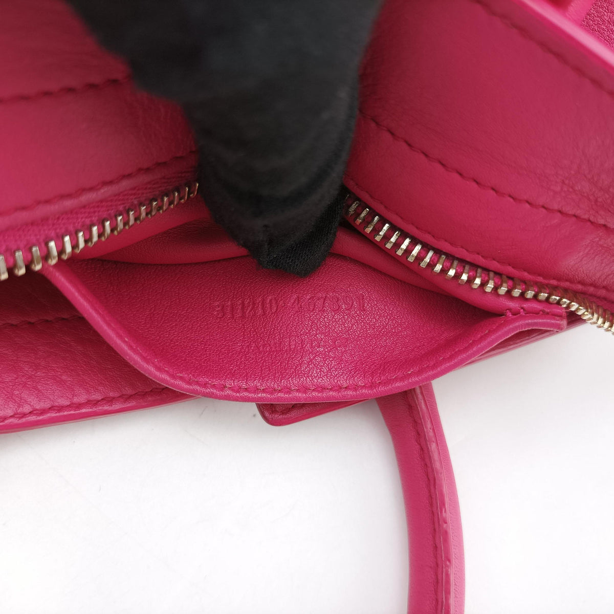 Pre-owned Yves Saint Laurent Y Ligne Petit Cabas Rose Leather 311210 shoulderbag | stylenewstar