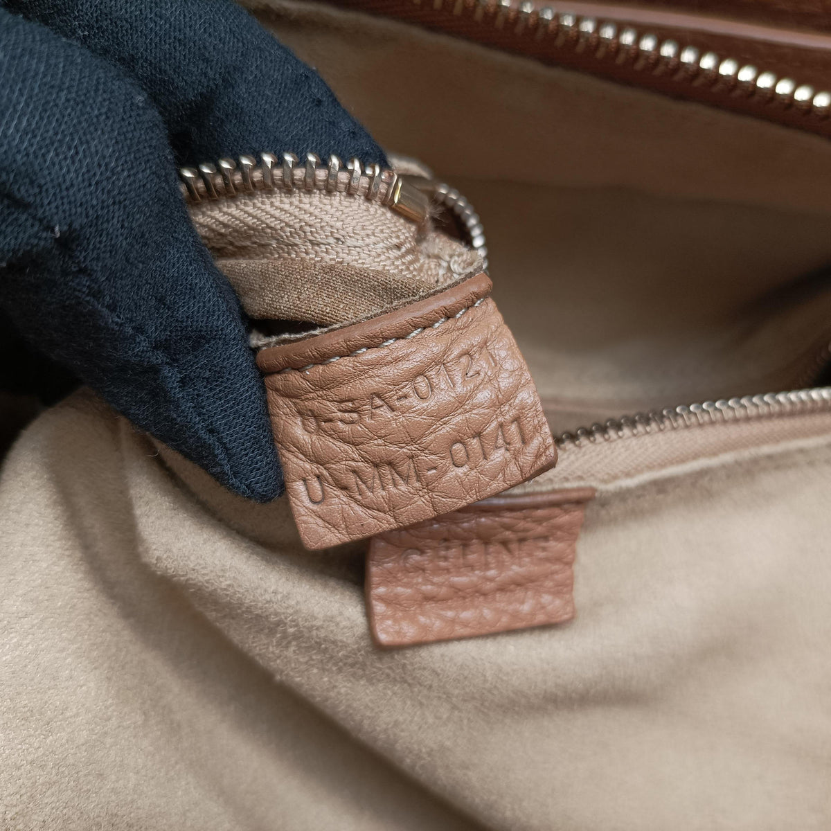 Secondhand Celine Luggage Mini Shopper Camel Leather  handbag | stylenewstar
