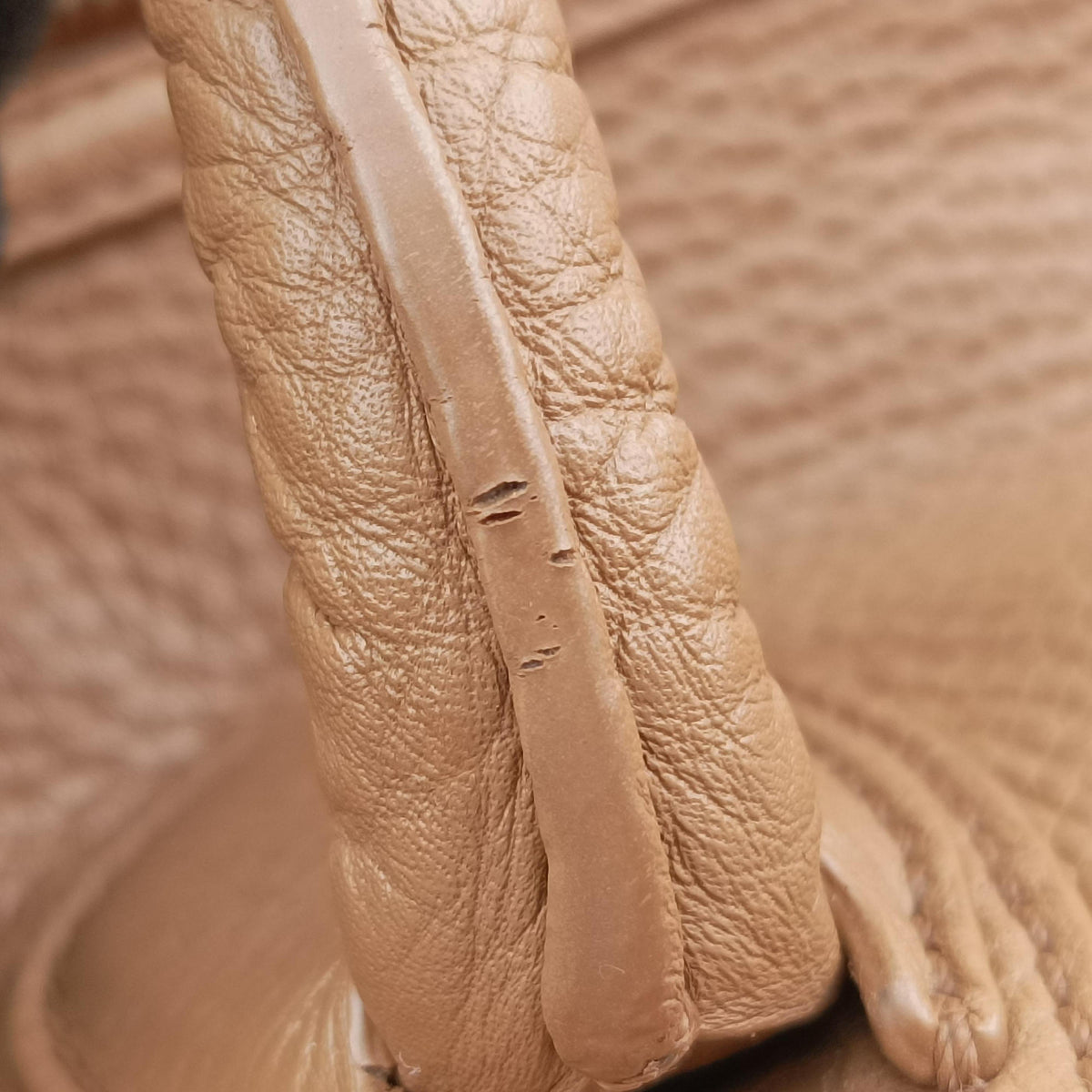 Secondhand Celine Luggage Mini Shopper Camel Leather  handbag | stylenewstar