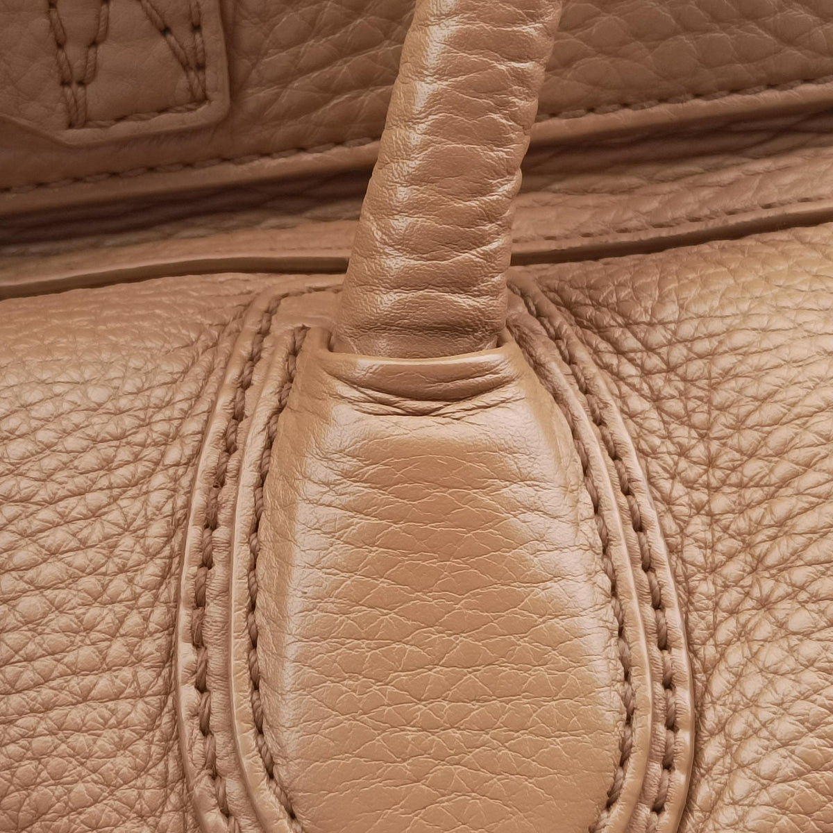 Secondhand Celine Luggage Mini Shopper Camel Leather  handbag | stylenewstar