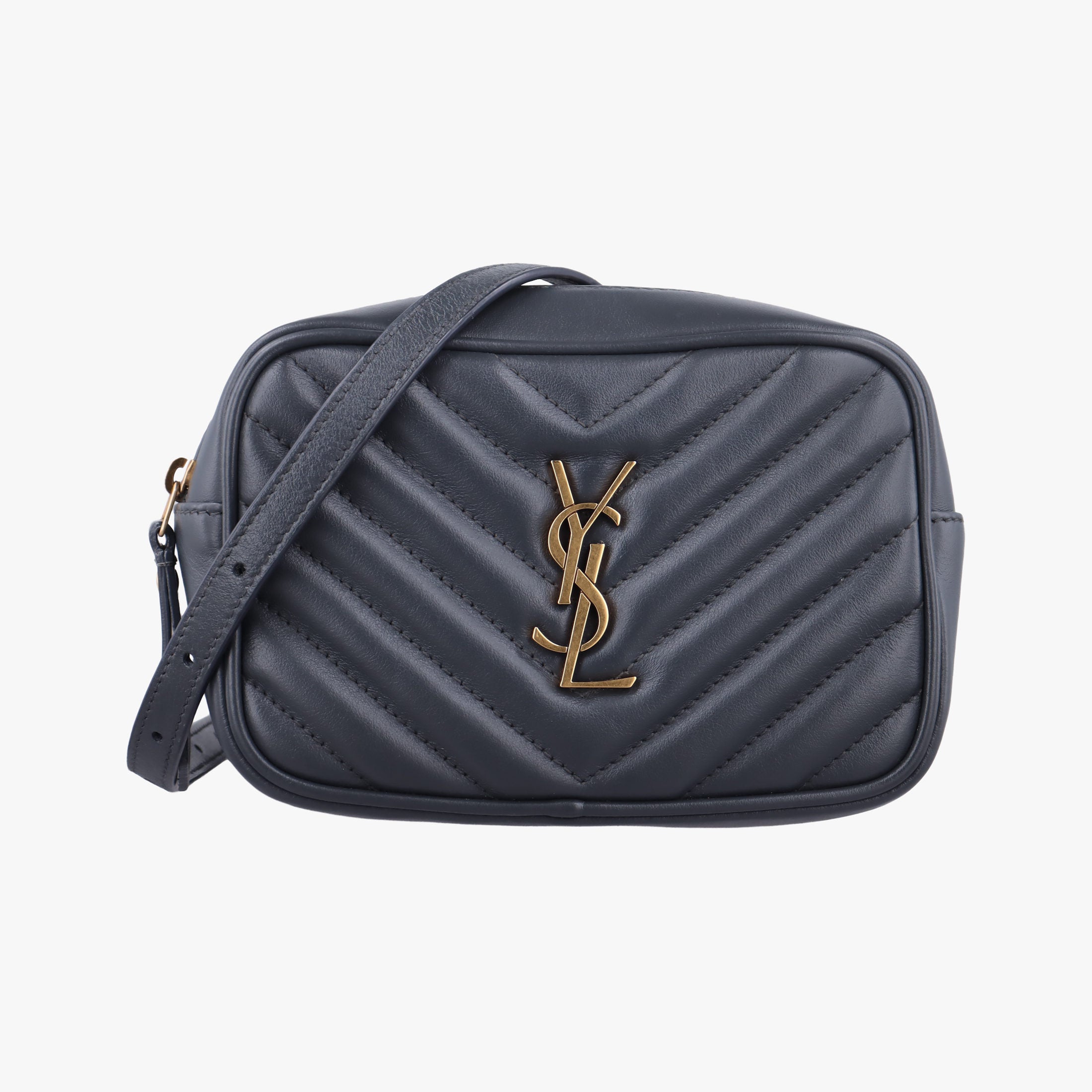 Pre-owned Yves Saint Laurent Lou chevron tassel charm camera Black Leather 534817 shoulderbag | stylenewstar
