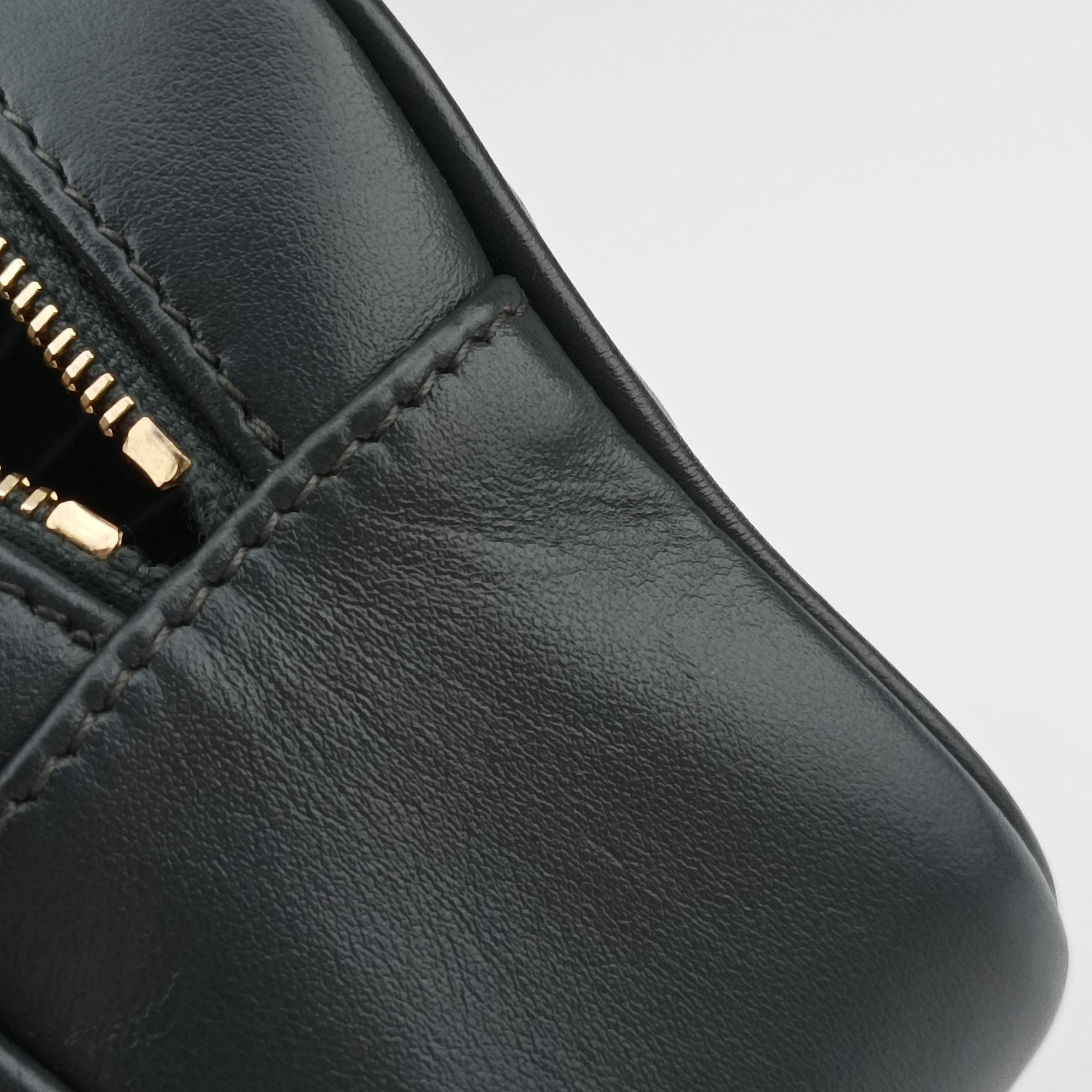 Pre-owned Yves Saint Laurent Lou chevron tassel charm camera Black Leather 534817 shoulderbag | stylenewstar