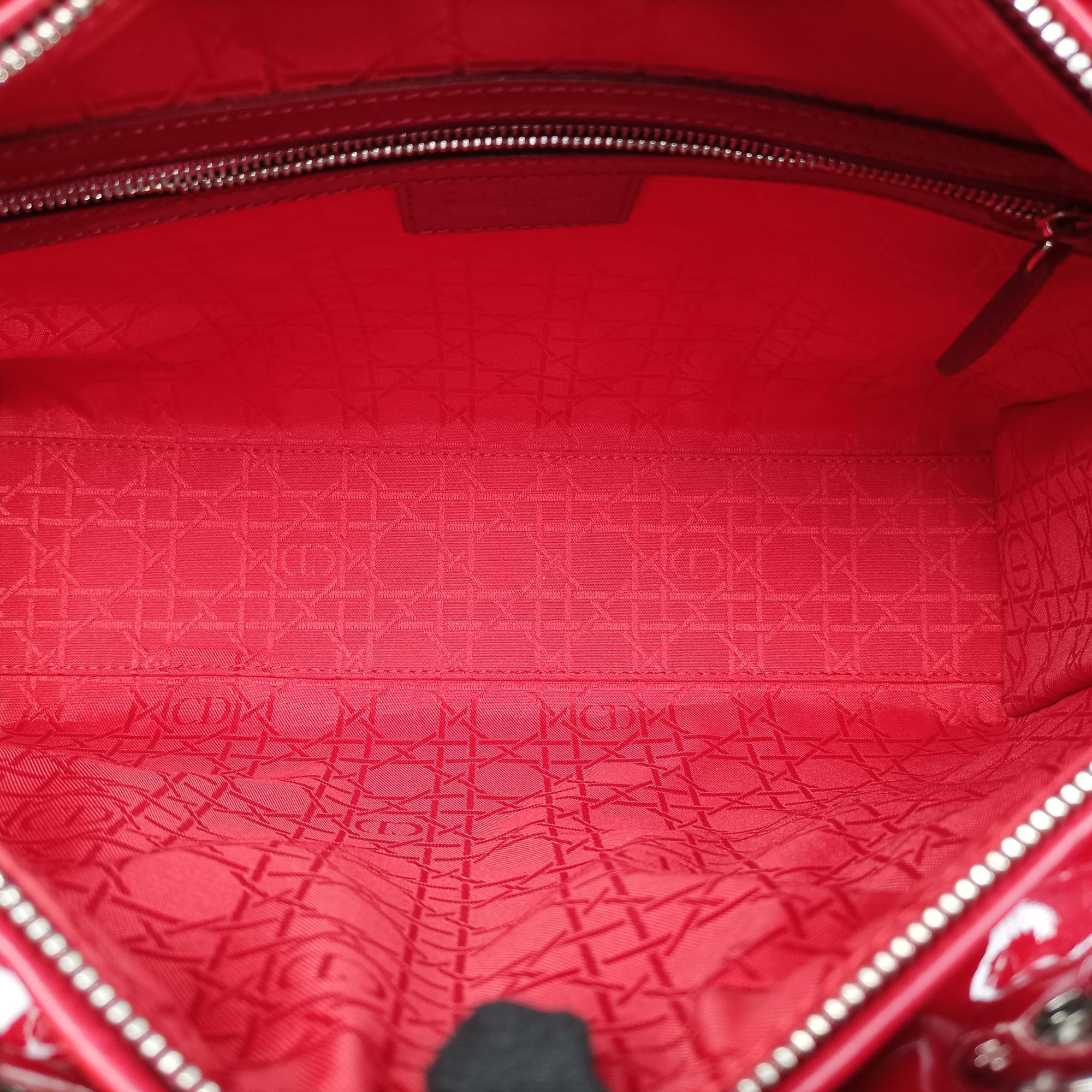 Pre-owned Christian Dior Lady Dior Red patent  shoulderbag | stylenewstar