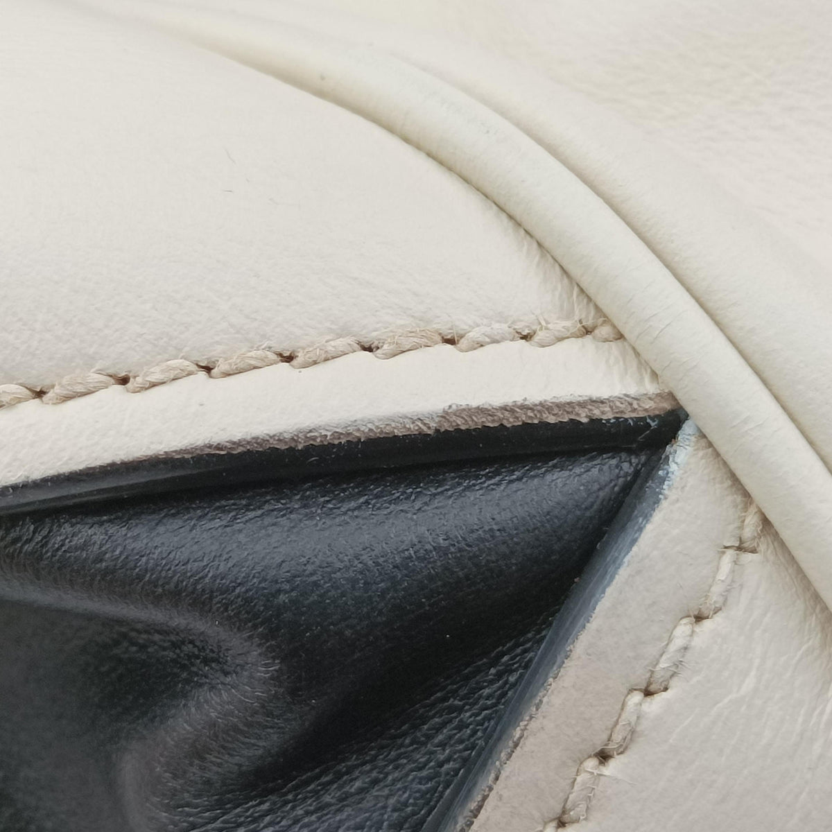 Pre-owned Prada Tote Bag White Leather BN2611 shoulderbag | stylenewstar