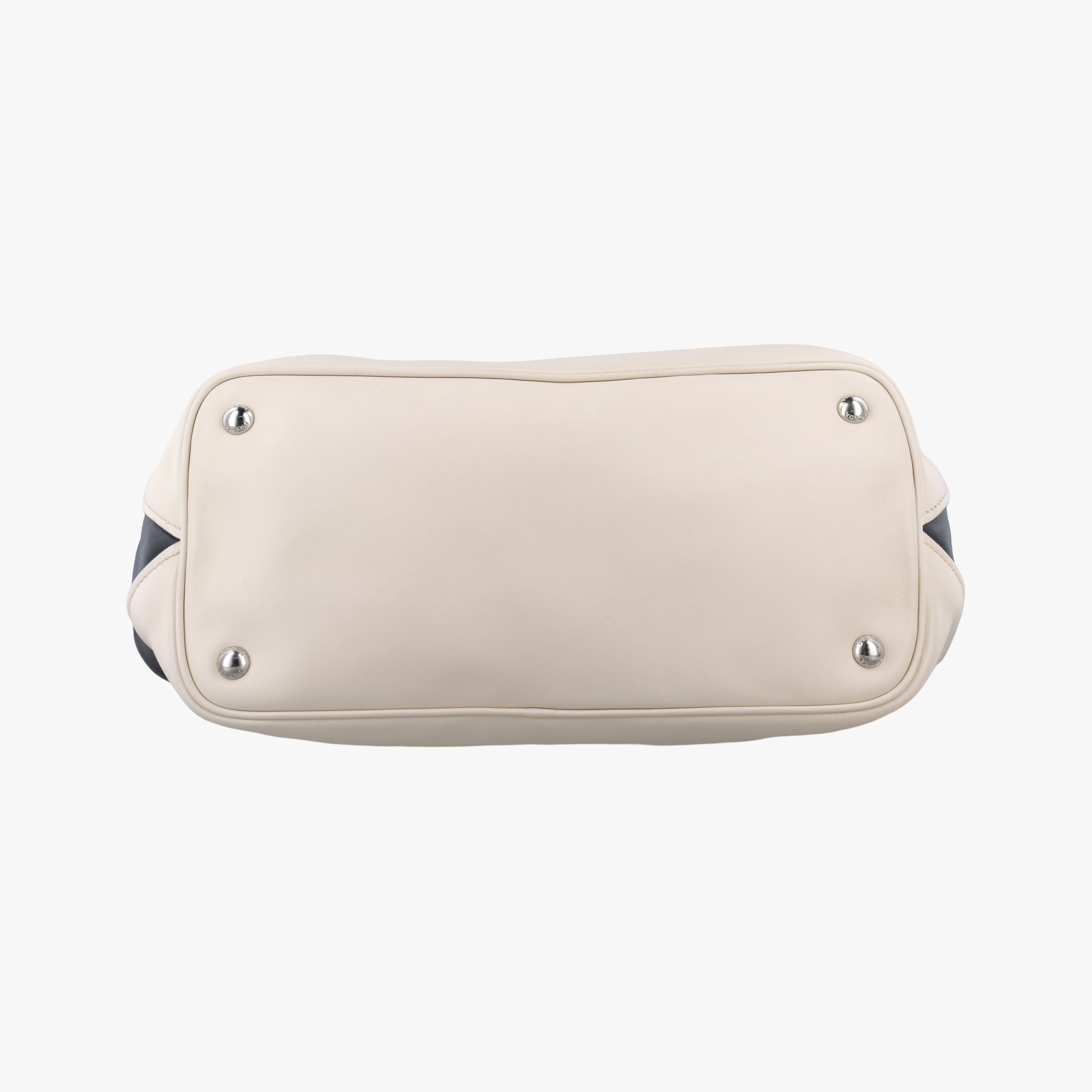 Vintage Prada Tote Bag White Leather BN2611 shoulderbag | stylenewstar