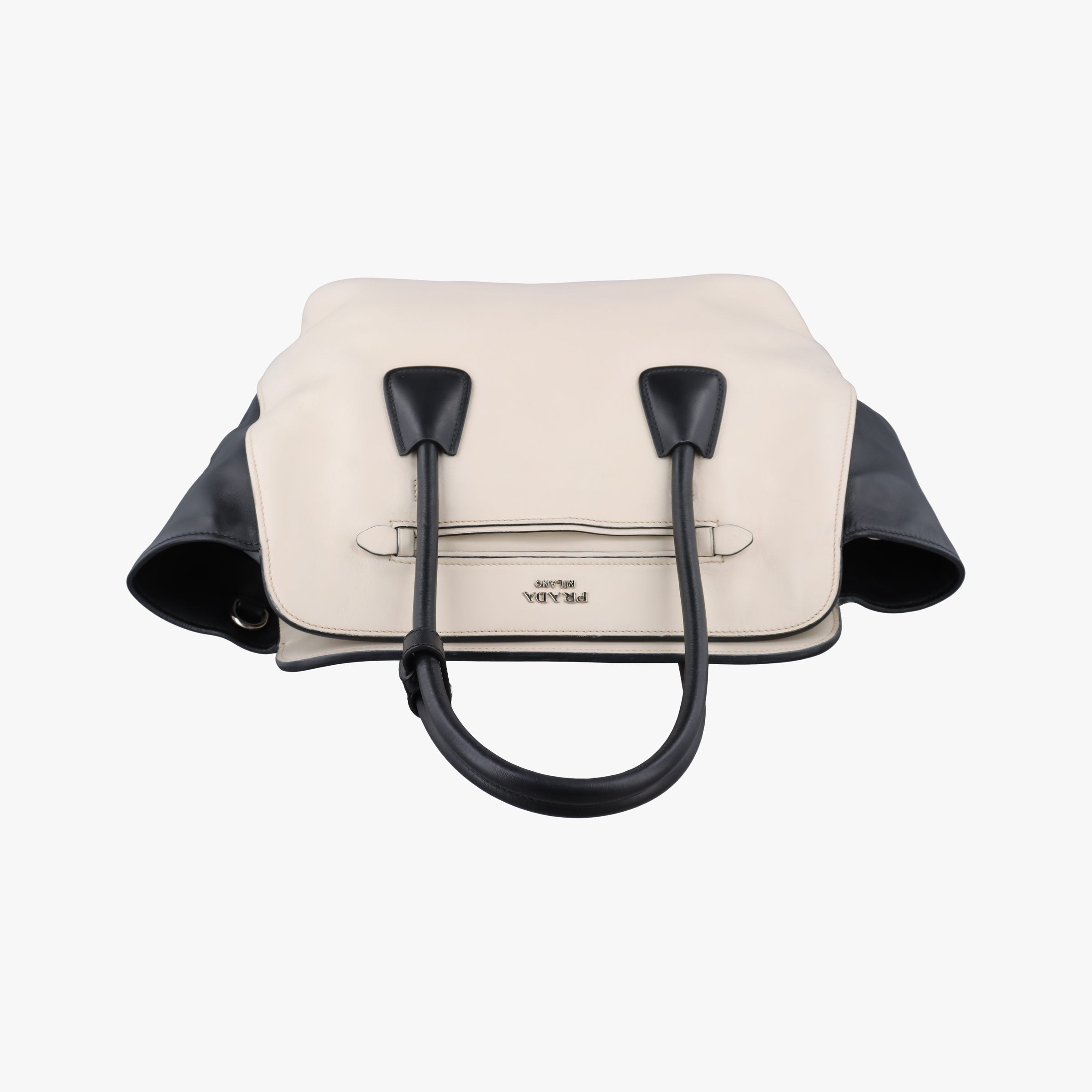 Vintage Prada Tote Bag White Leather BN2611 shoulderbag | stylenewstar