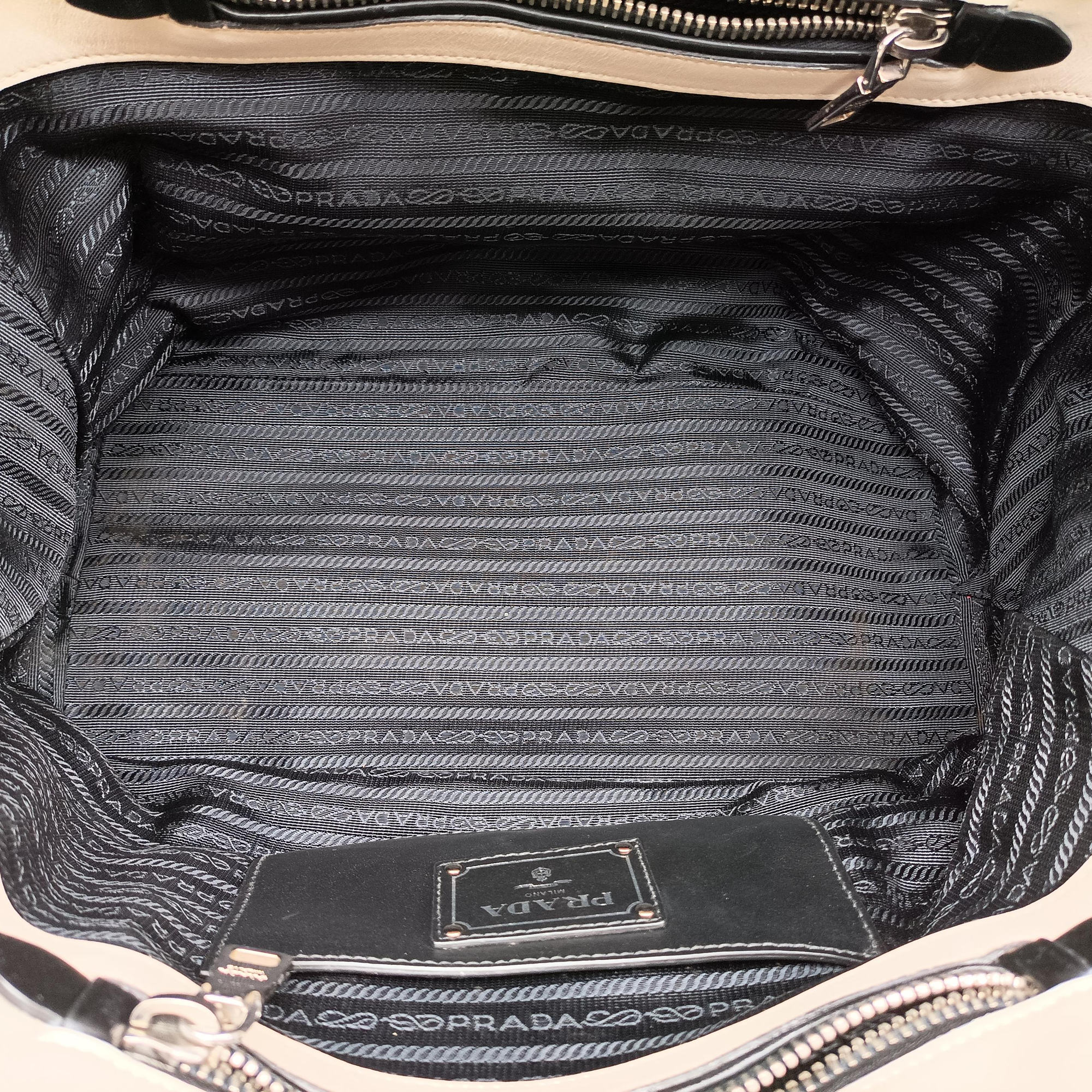 Vintage Prada Tote Bag White Leather BN2611 shoulderbag | stylenewstar