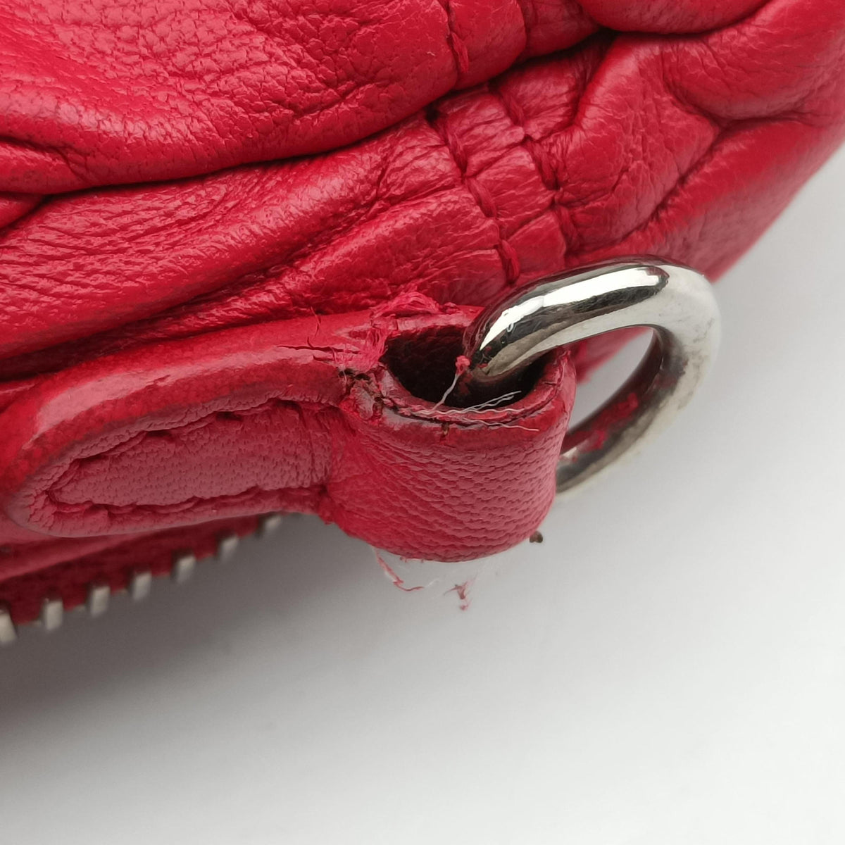 Secondhand Prada Gaufre Mini Red leather 1BH112 shoulderbag | stylenewstar