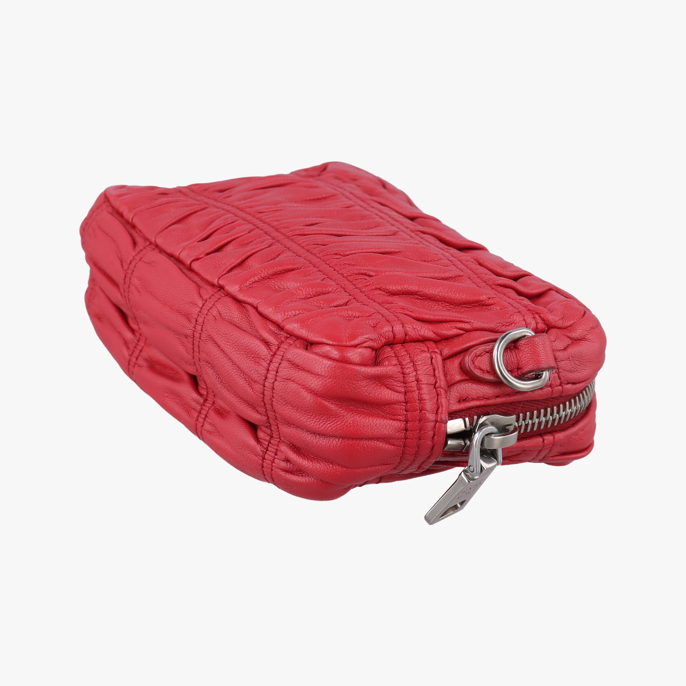 Secondhand Prada Gaufre Mini Red leather 1BH112 shoulderbag | stylenewstar