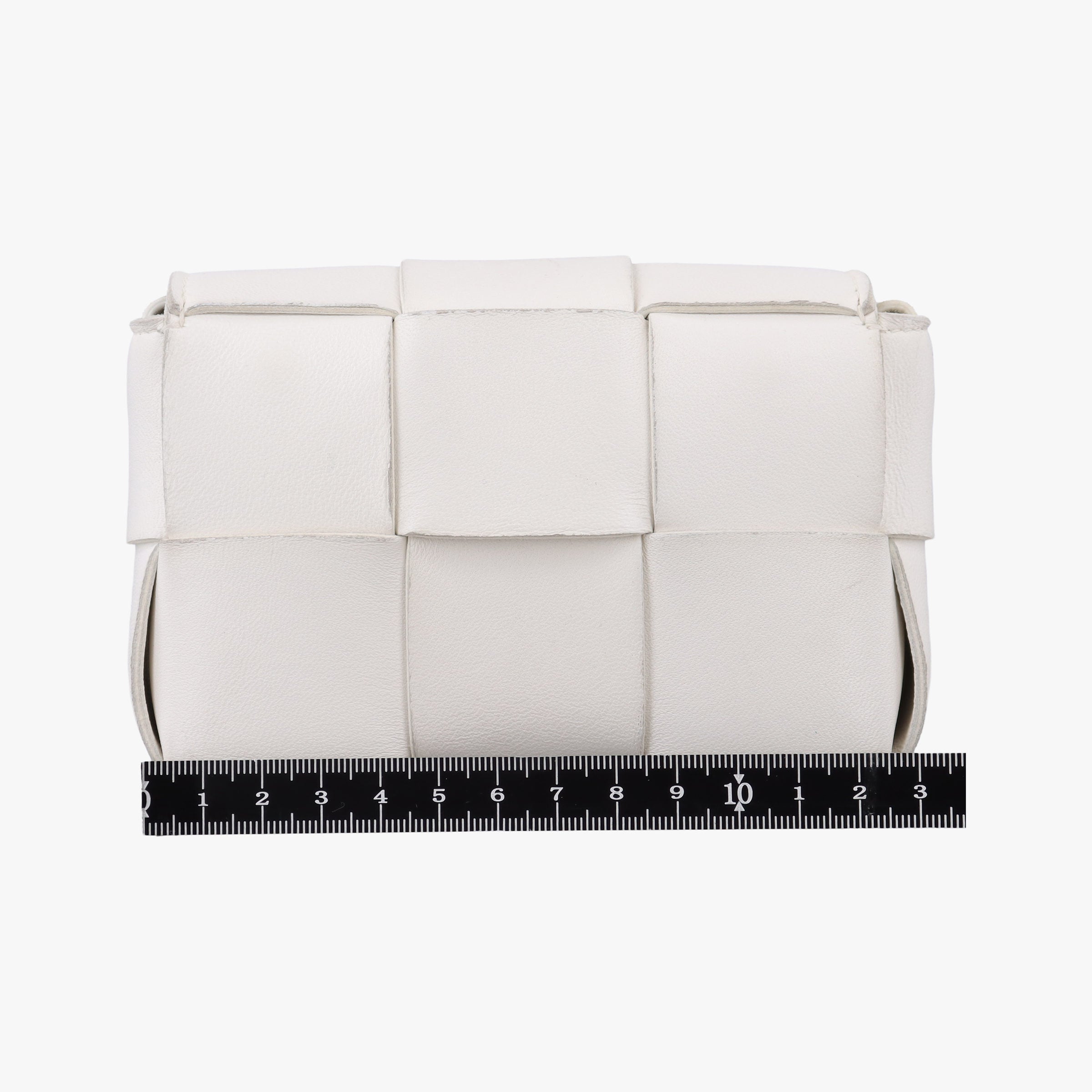 Pre-owned Bottega Veneta candy cassette White lambskin  shoulderbag | stylenewstar