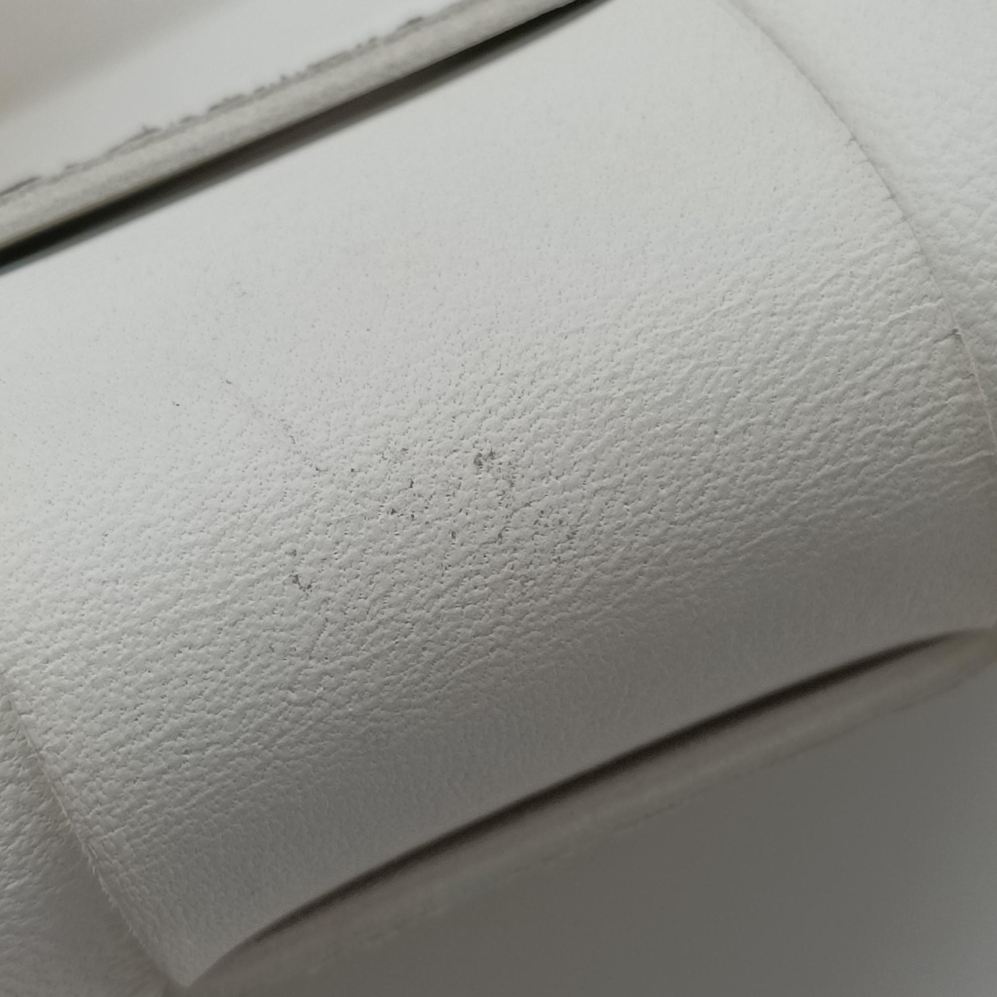 Pre-owned Bottega Veneta candy cassette White lambskin  shoulderbag | stylenewstar