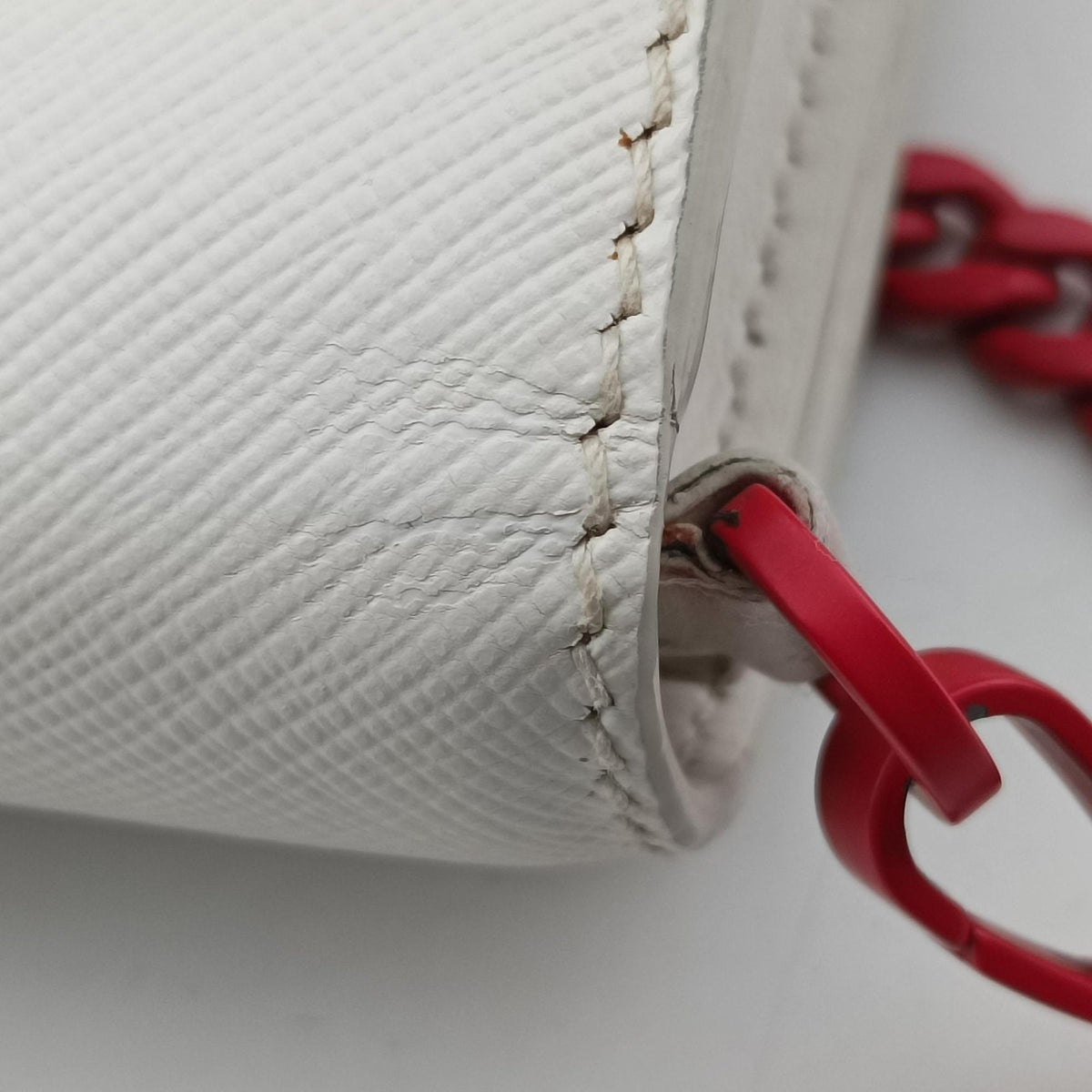 Pre-owned Prada Cahier Heart and Flower White×red leather  shoulderbag | stylenewstar