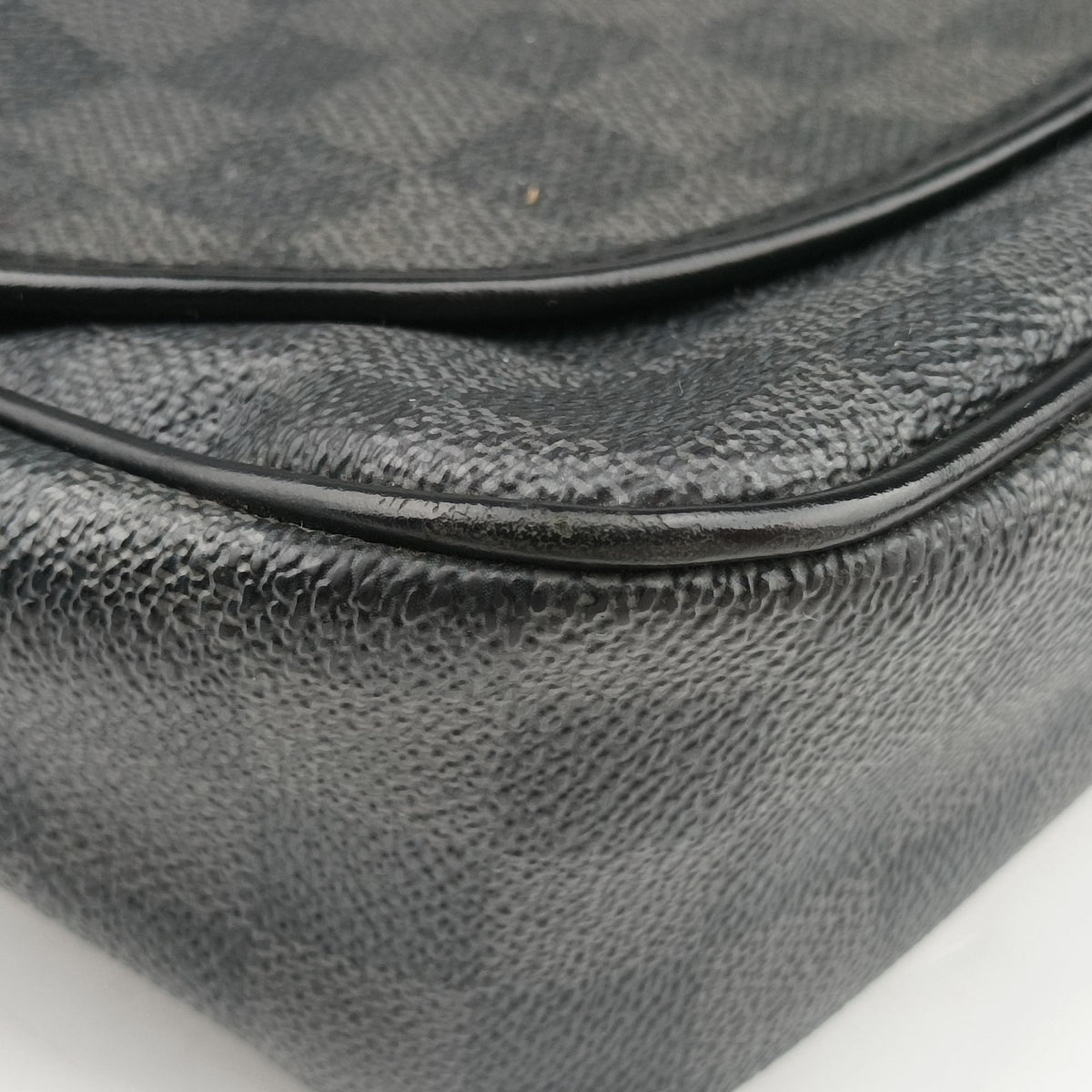 Pre-owned Louis Vuitton DANIEL MM Noir Damier GRAPHITE N58029 shoulderbag | stylenewstar