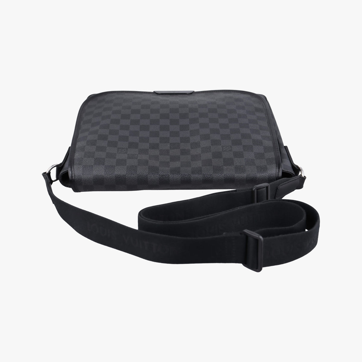 Pre-owned Louis Vuitton DANIEL MM Noir Damier GRAPHITE N58029 shoulderbag | stylenewstar