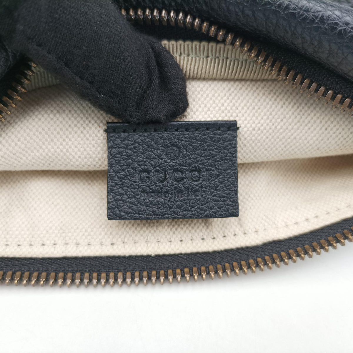 Pre-owned Gucci Print Black Leather 527792 bum bag/waist bag | stylenewstar