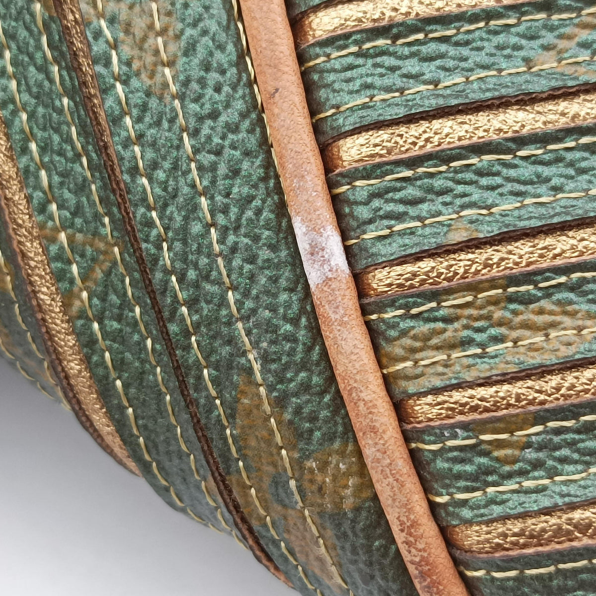 Pre-owned Louis Vuitton Neo Khaki×Green Monogram Eden M40356 shoulderbag | stylenewstar