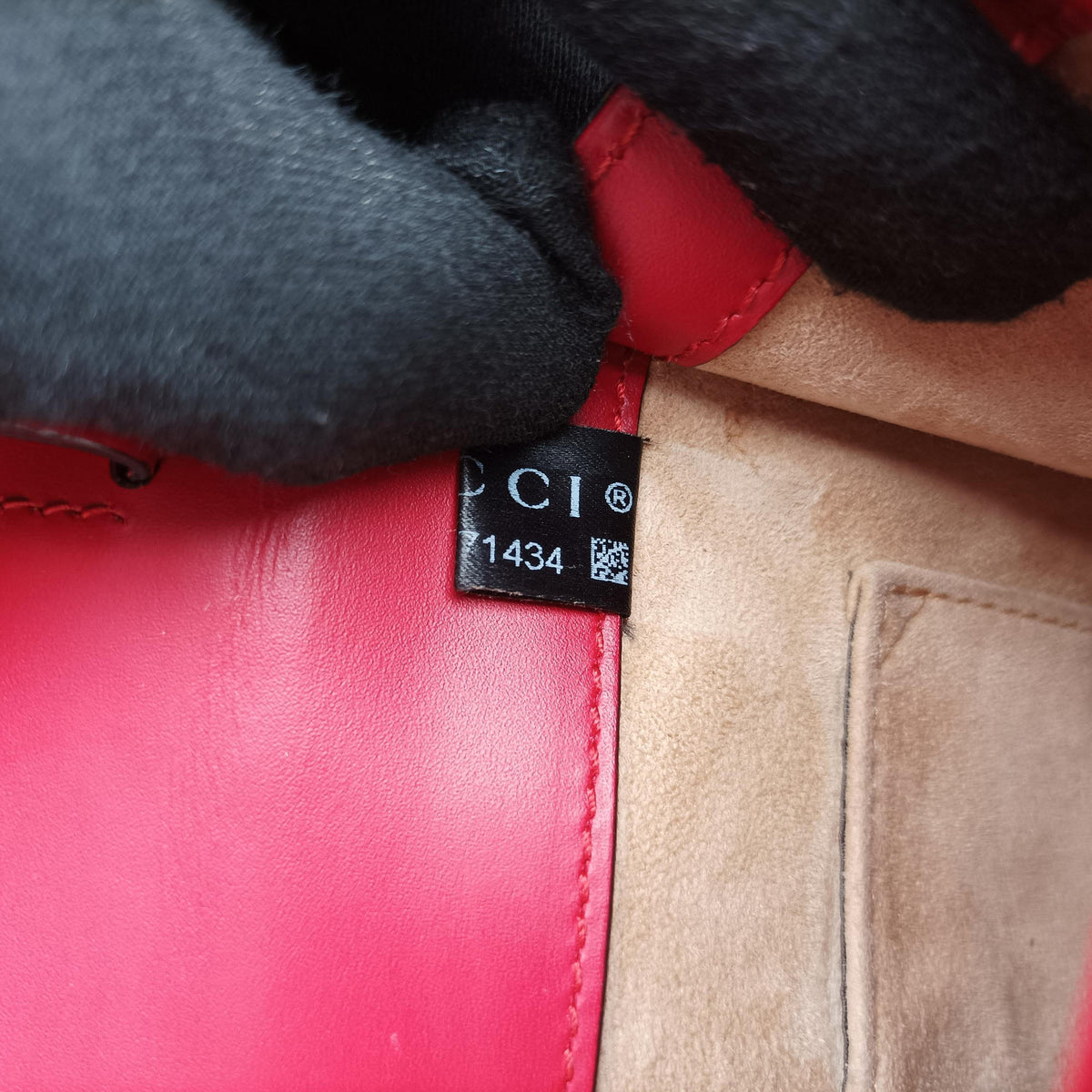 Pre-owned Gucci Sylvie Red Leather 470270 shoulderbag | stylenewstar